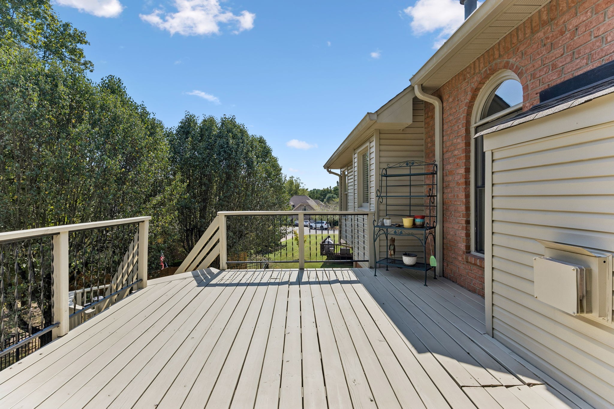 5553 Peninsula Park Lndg