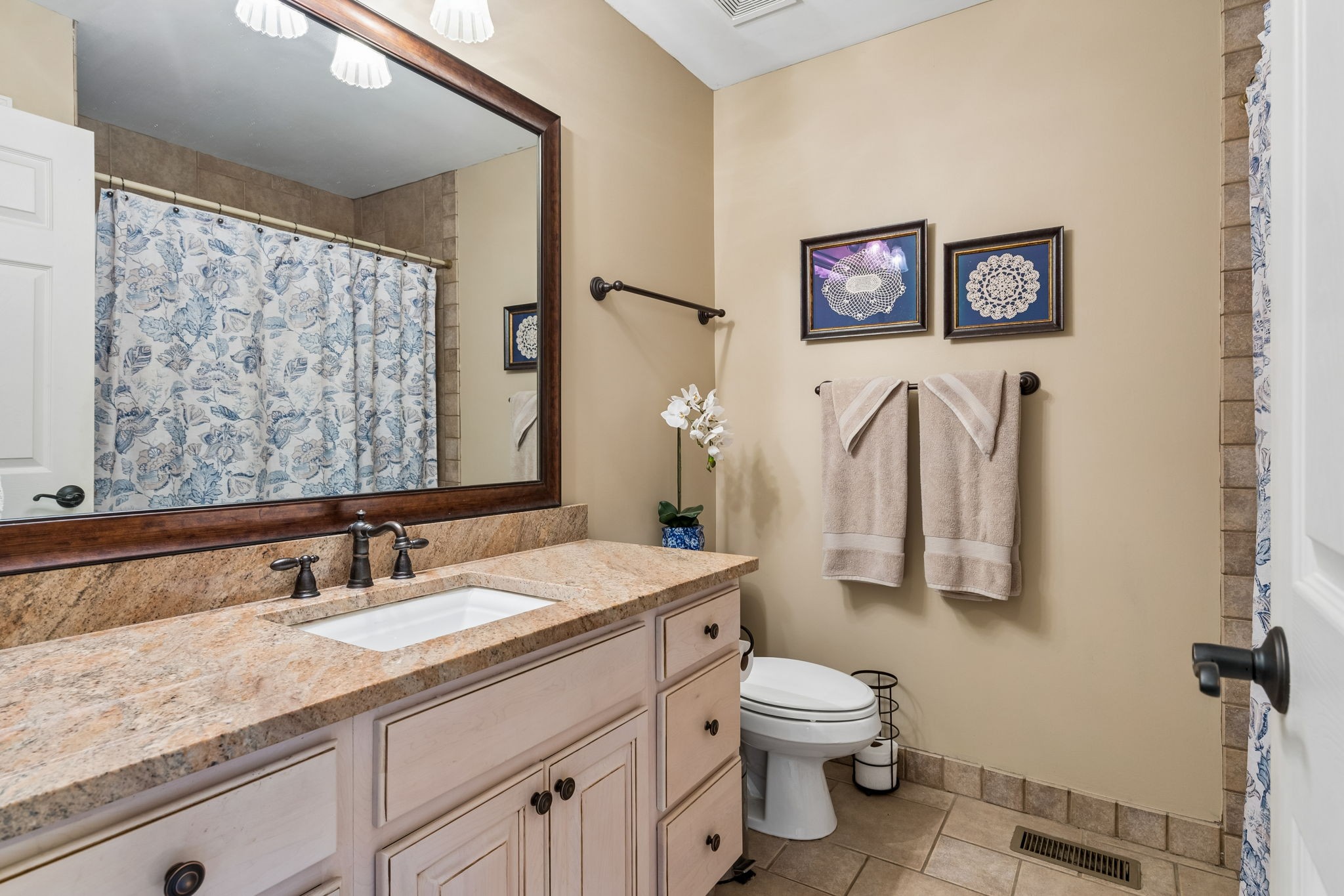 5553 Peninsula Park Lndg