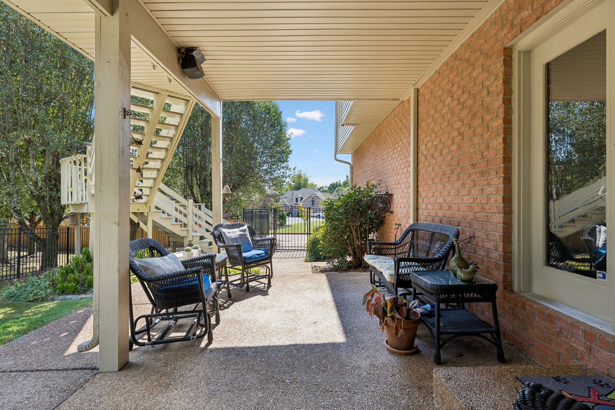 5553 Peninsula Park Lndg
