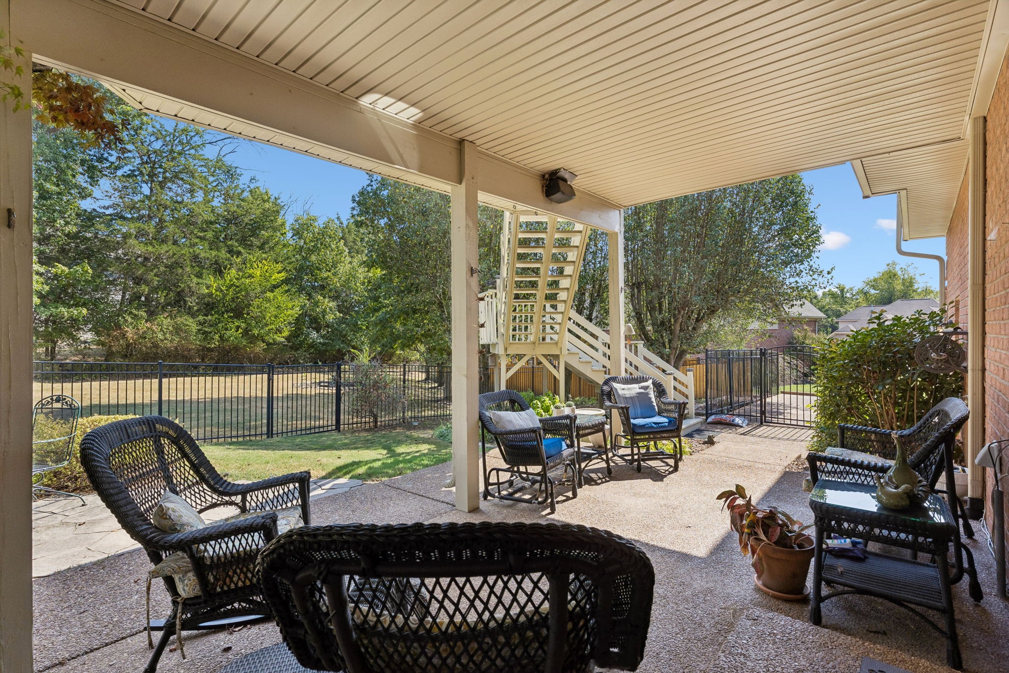 5553 Peninsula Park Lndg