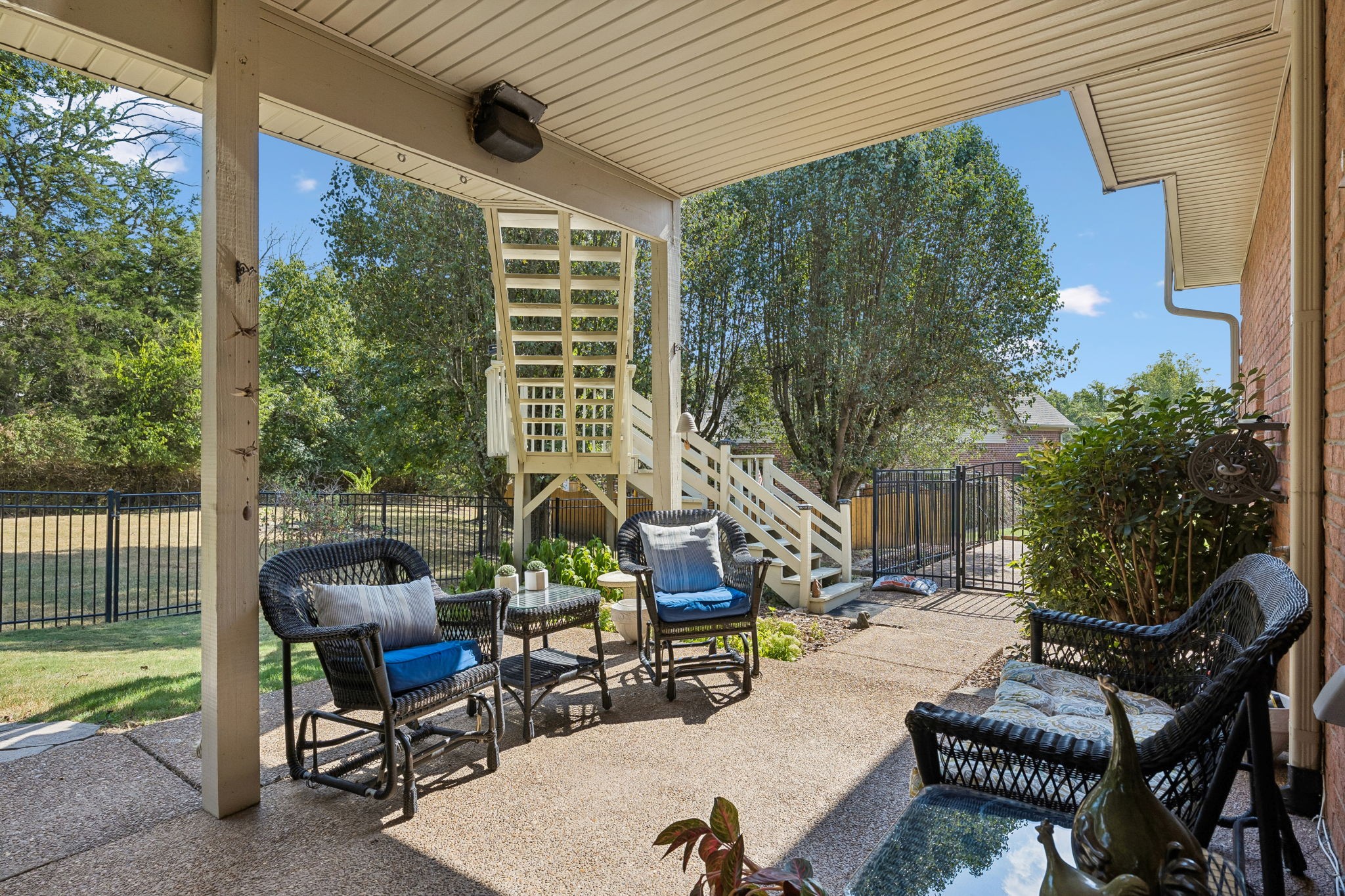 5553 Peninsula Park Lndg