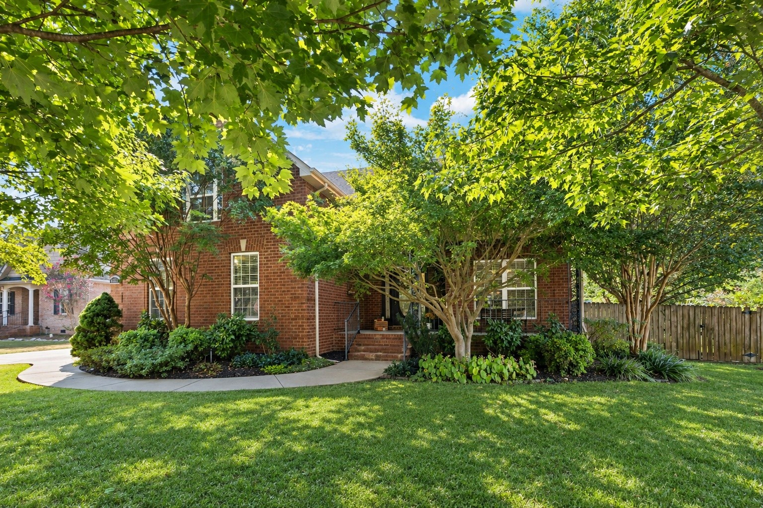 2635 Isaiah Dr