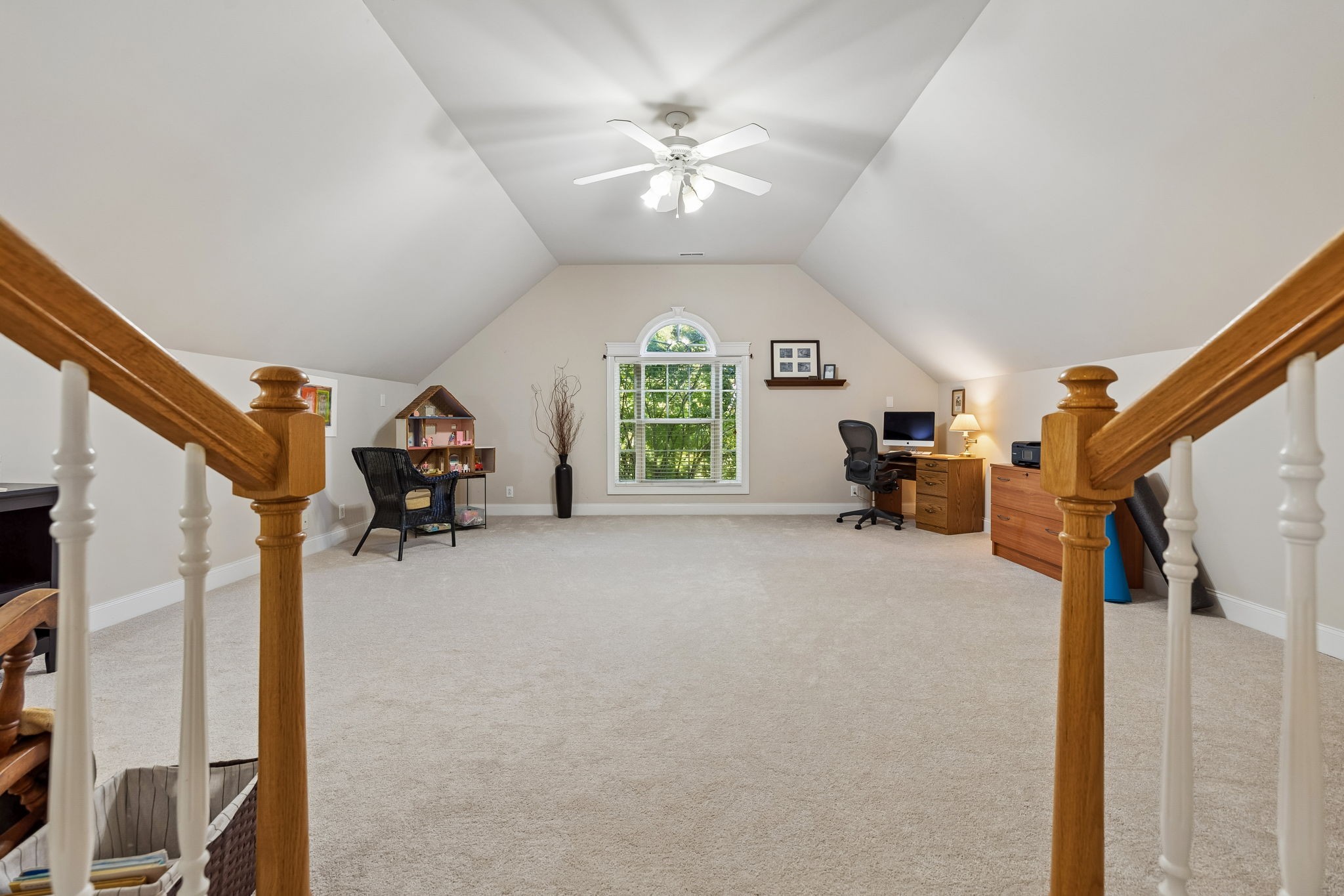2635 Isaiah Dr