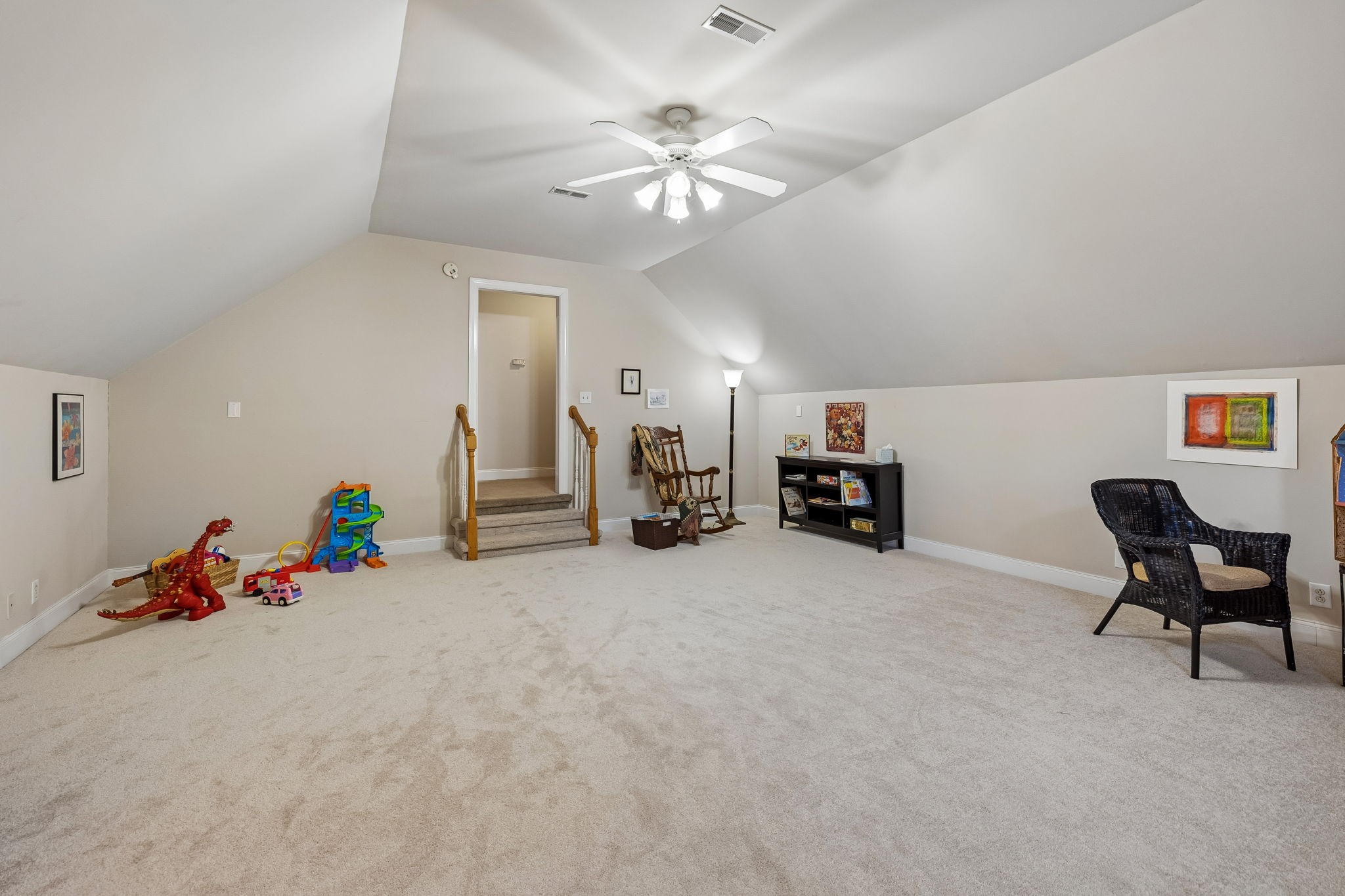 2635 Isaiah Dr