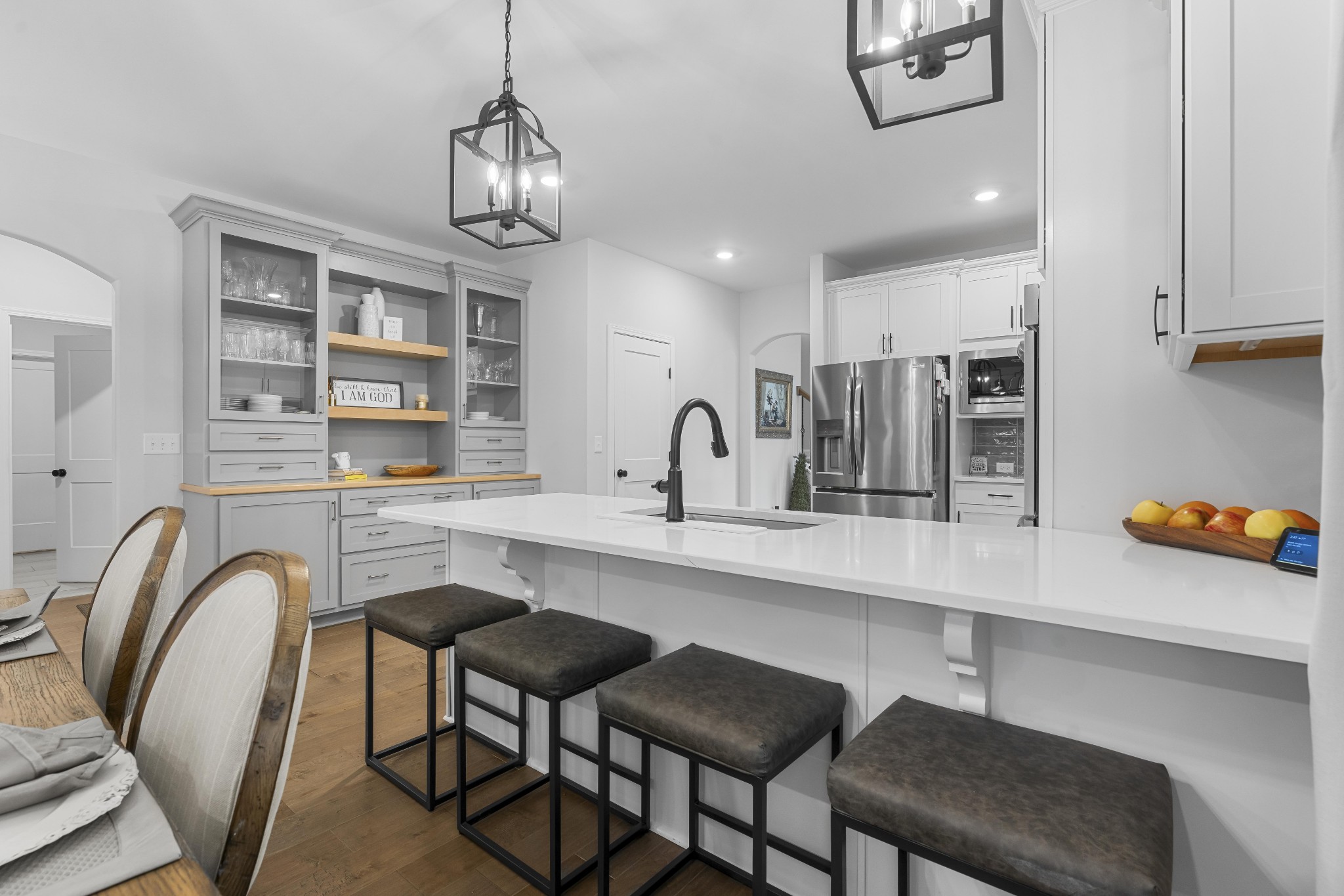 4112 Flowing Creek Dr