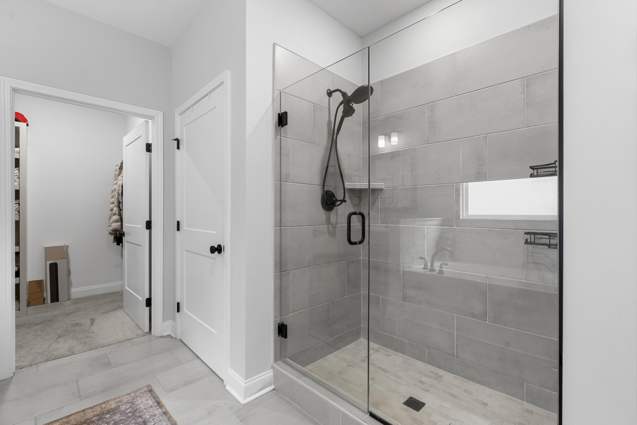 4112 Flowing Creek Dr
