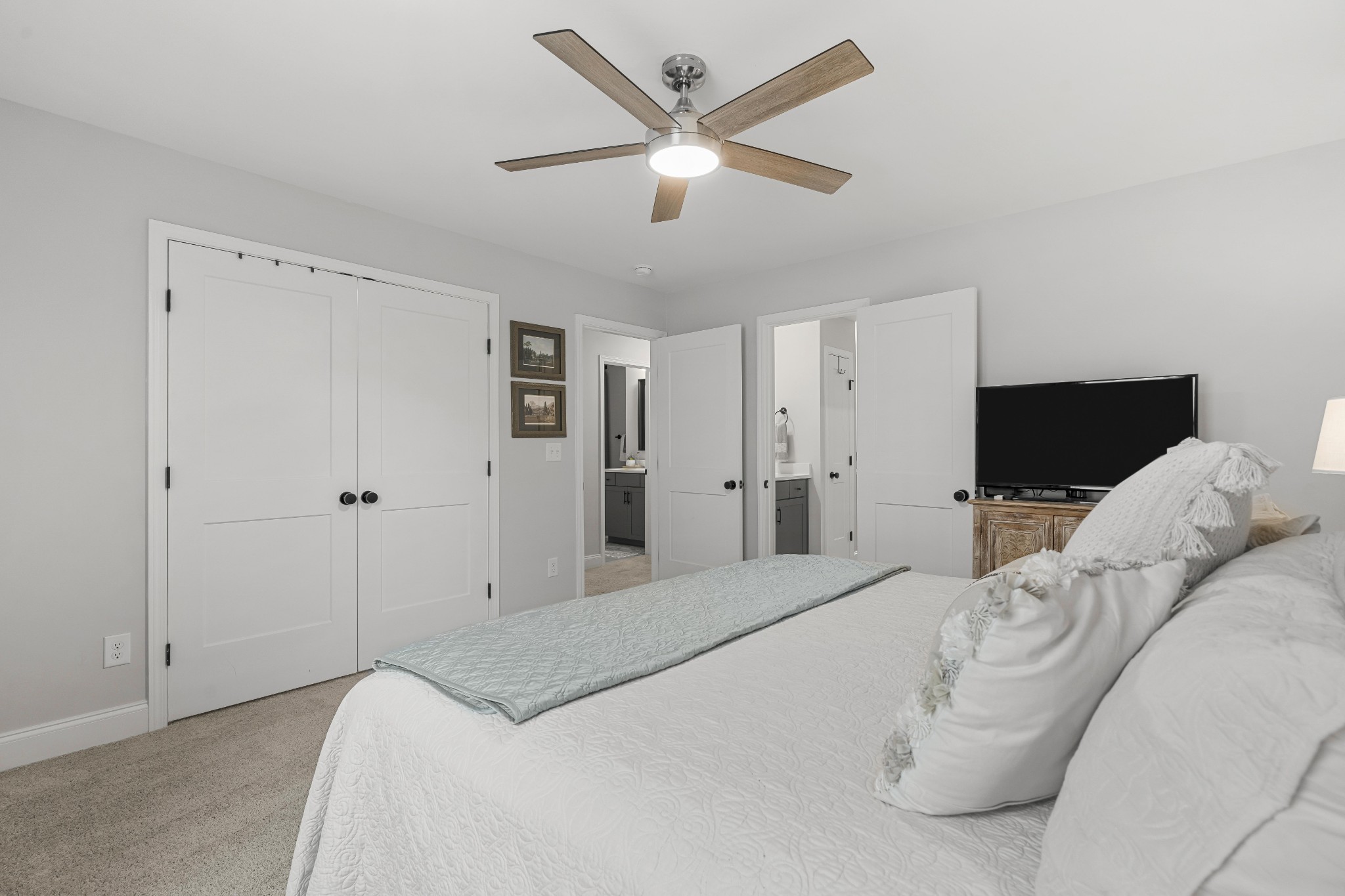 4112 Flowing Creek Dr
