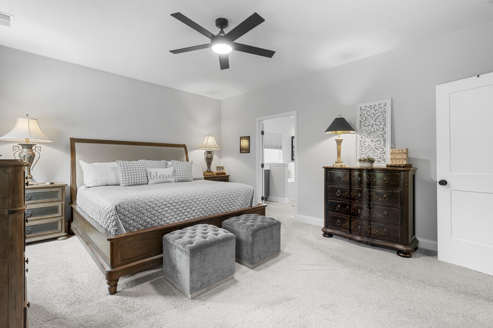 4112 Flowing Creek Dr