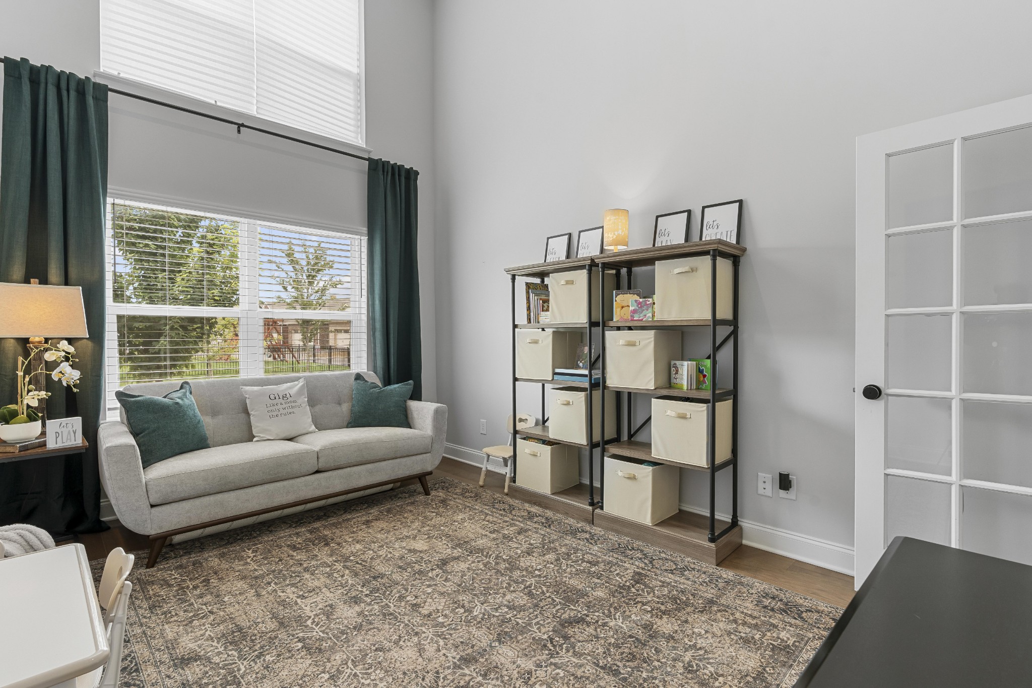 4112 Flowing Creek Dr