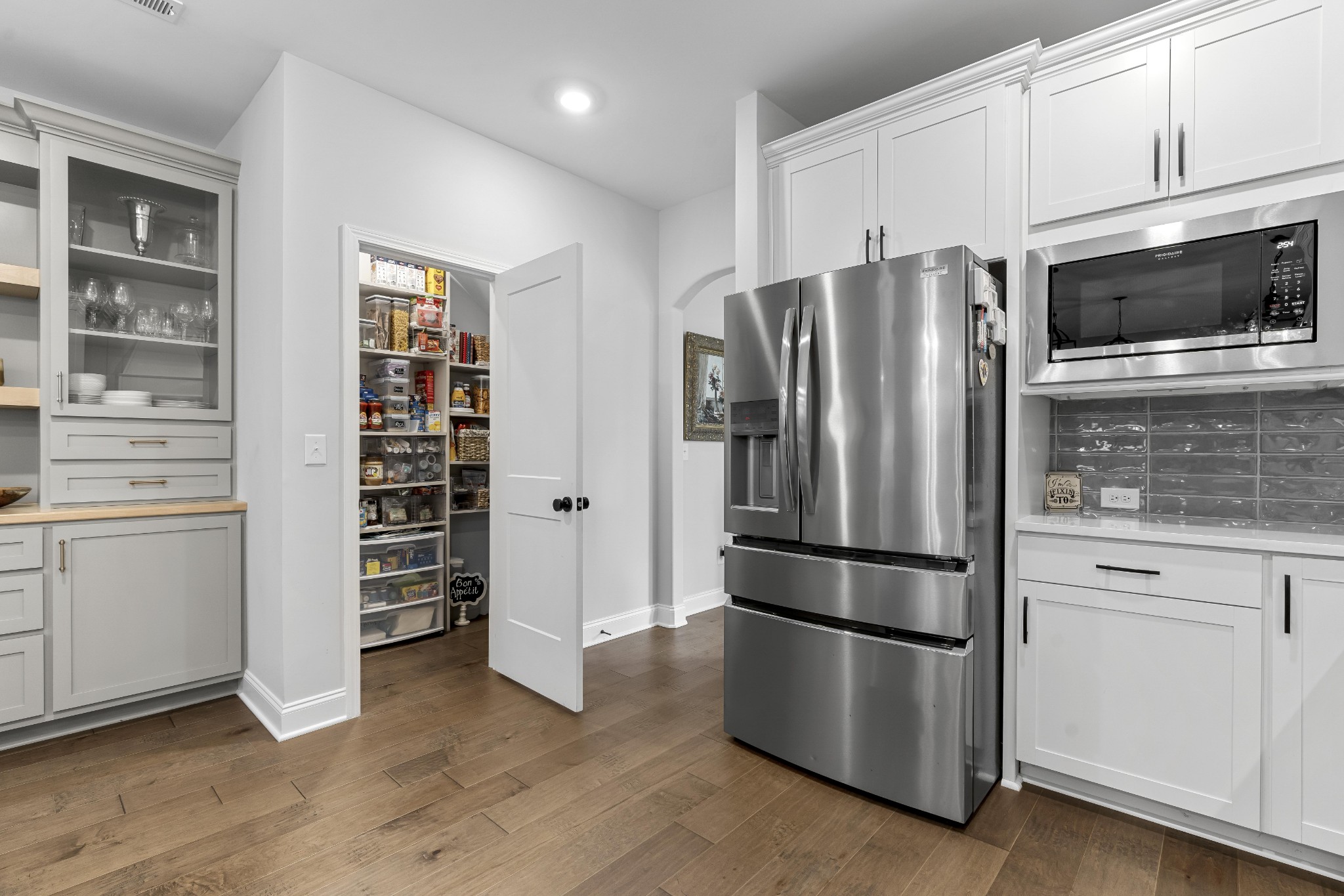 4112 Flowing Creek Dr
