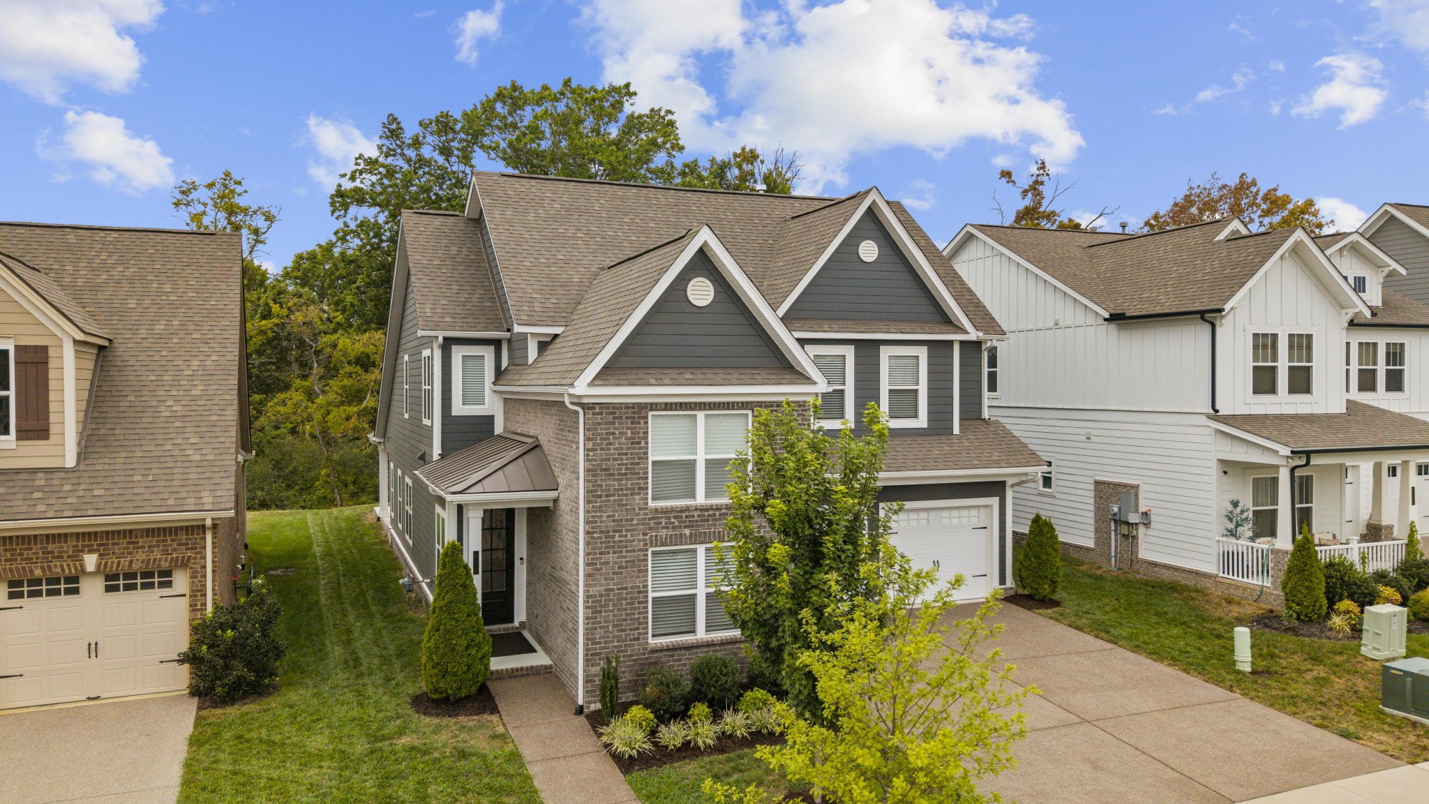 4112 Flowing Creek Dr