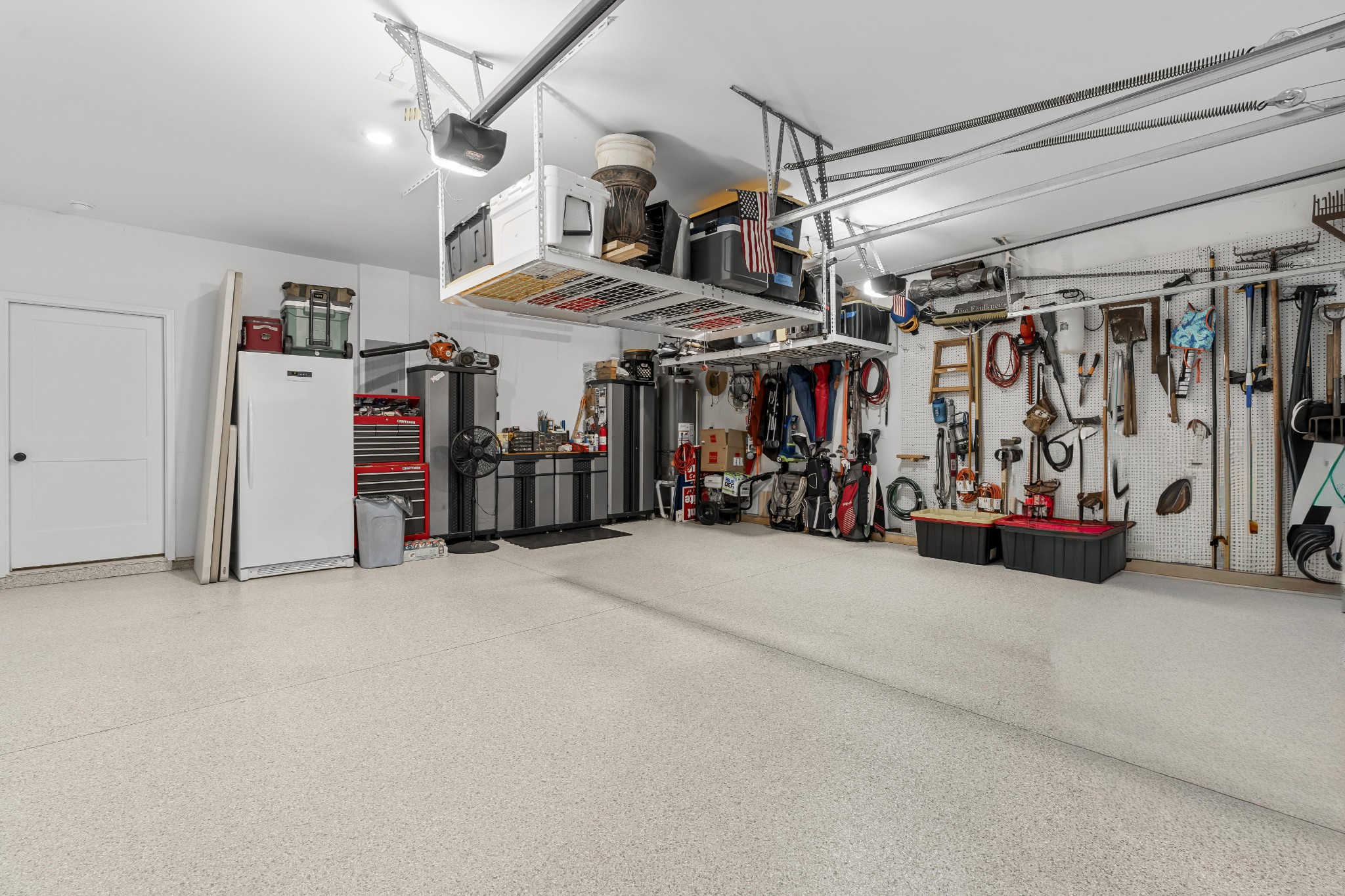 4112 Flowing Creek Dr
