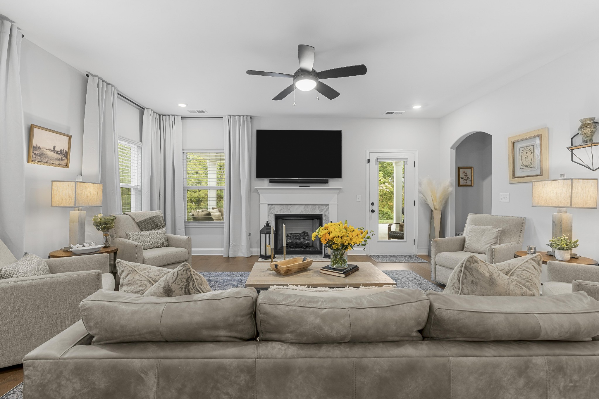 4112 Flowing Creek Dr