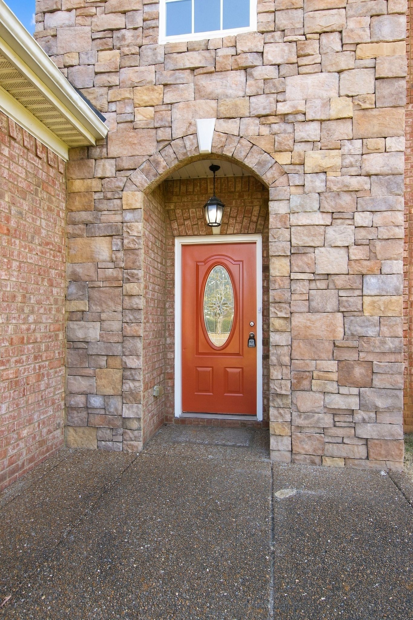 838 Chaqueta Ct