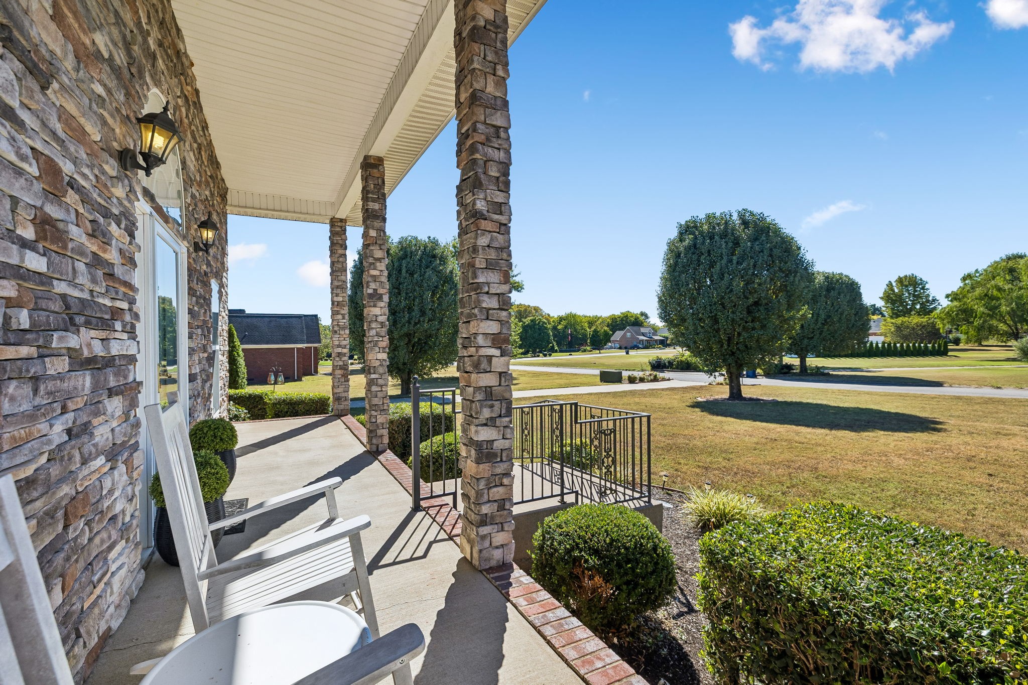 223 Mercedes Dr