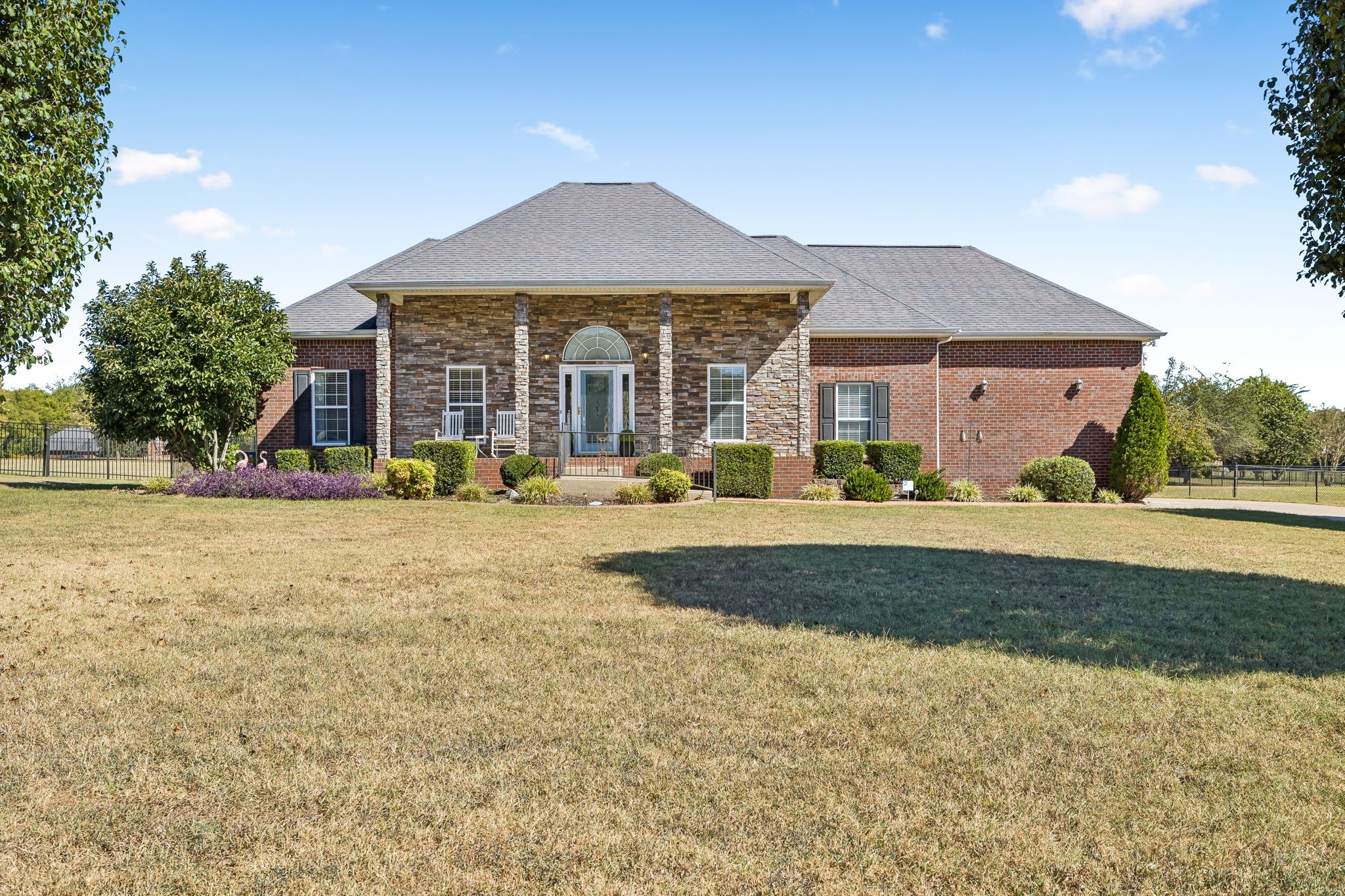 223 Mercedes Dr