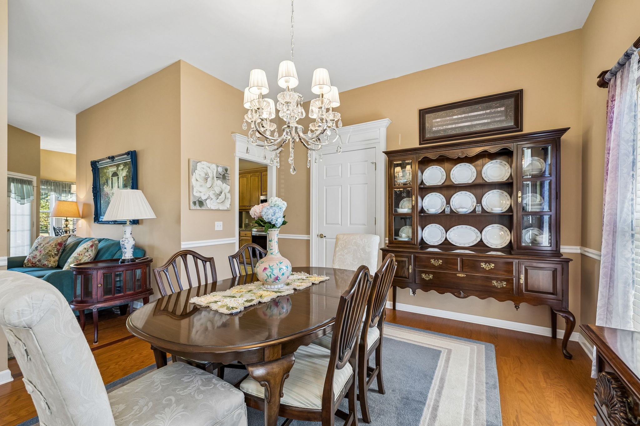 223 Mercedes Dr