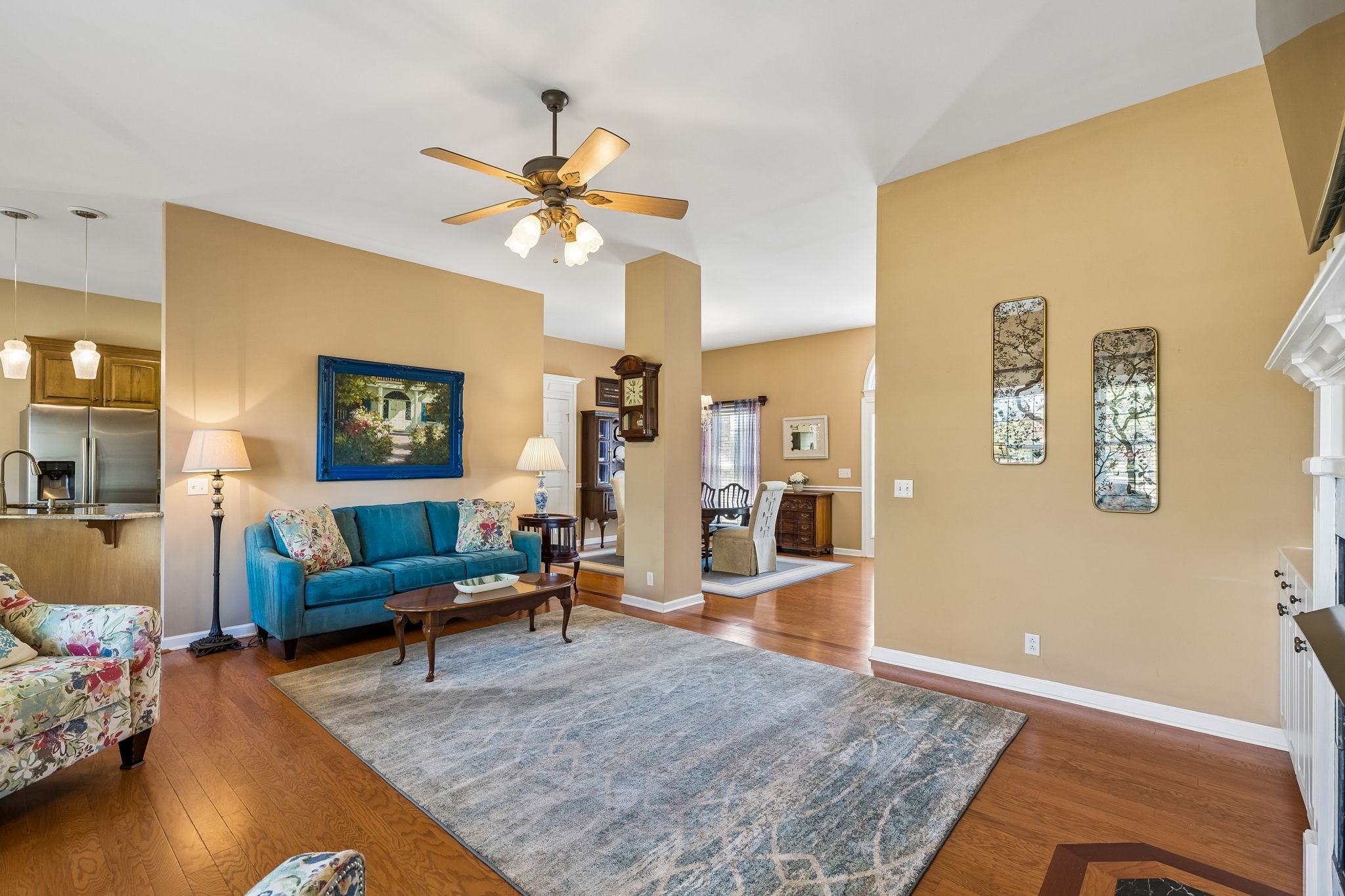 223 Mercedes Dr