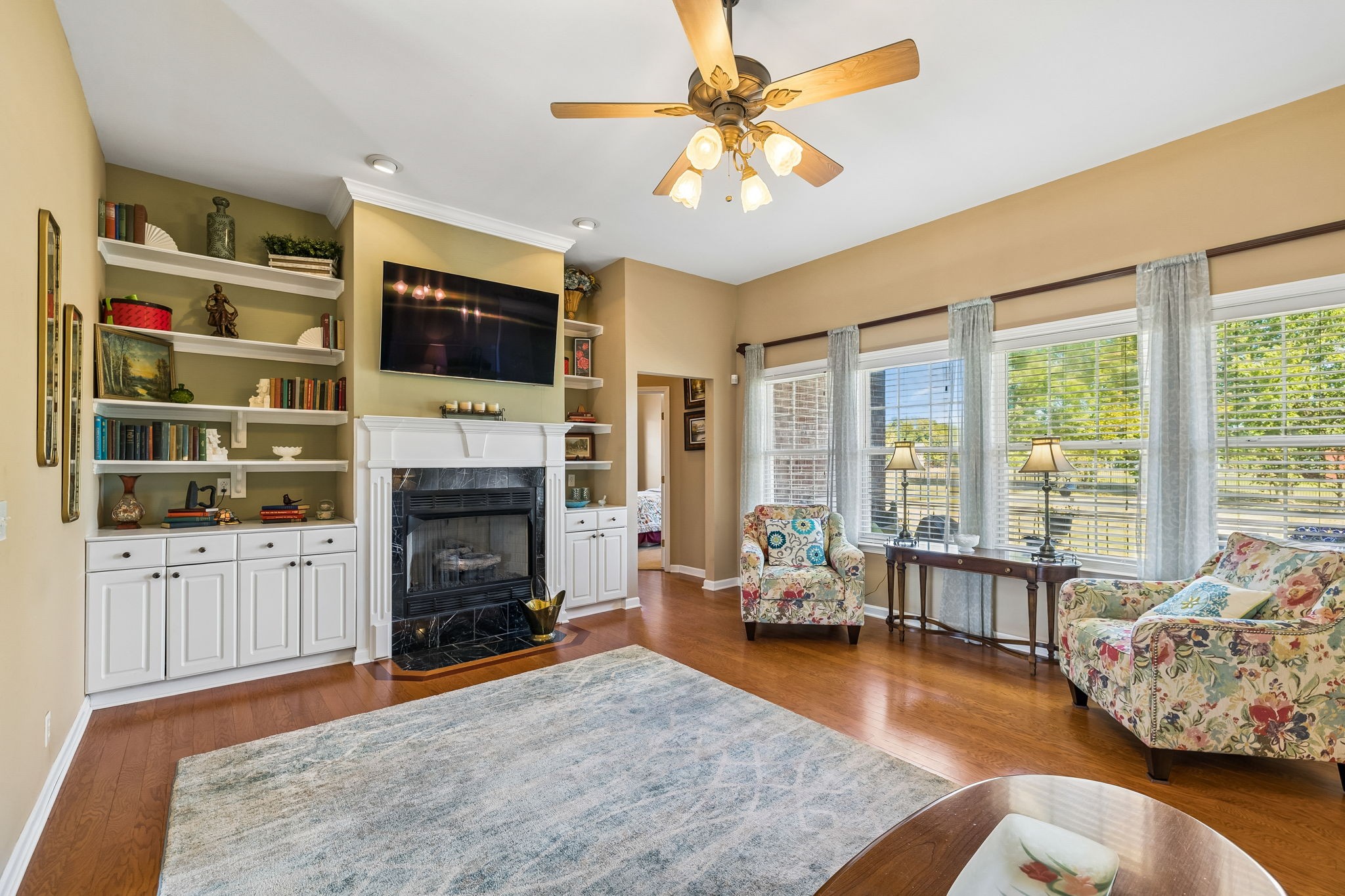 223 Mercedes Dr