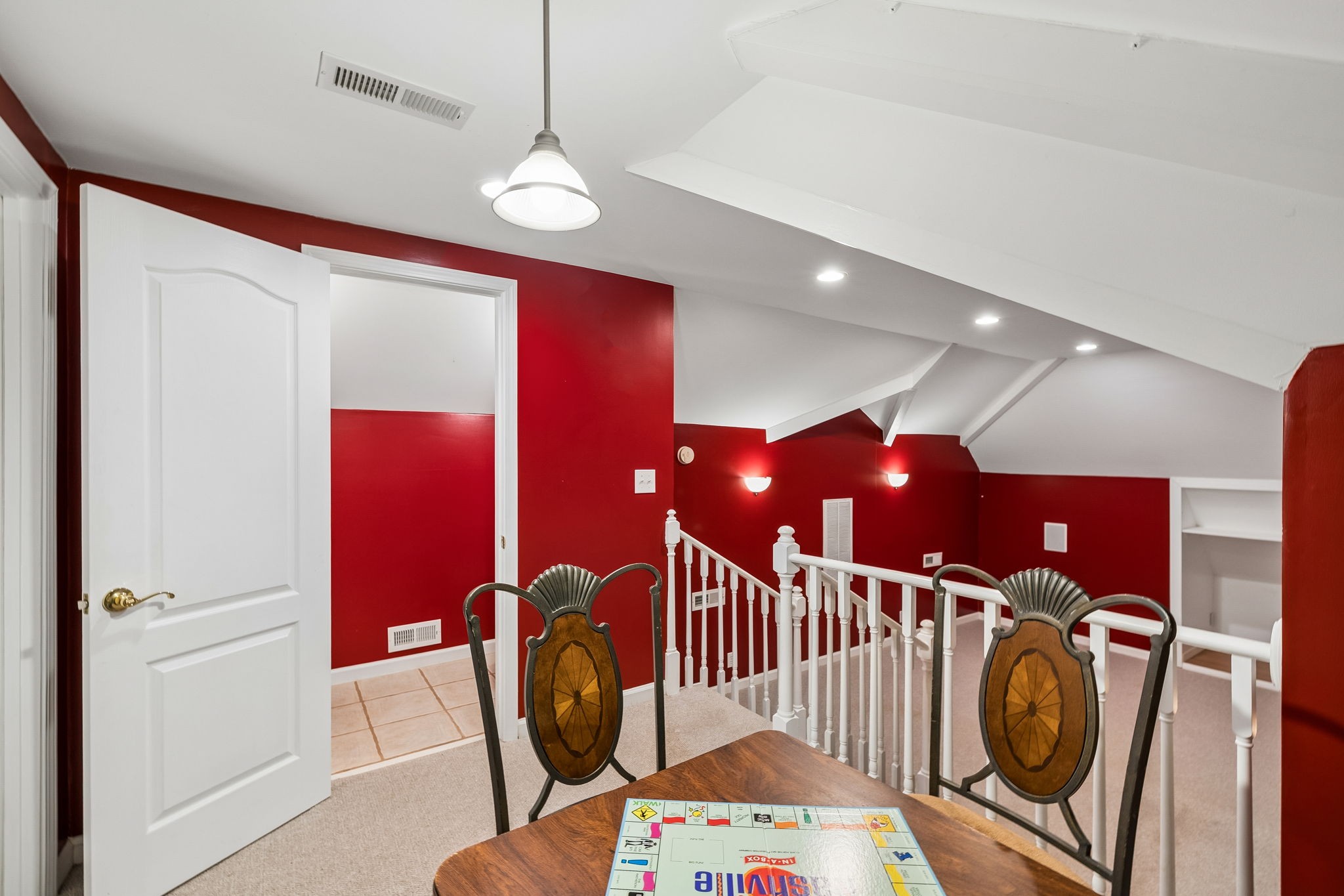 223 Mercedes Dr
