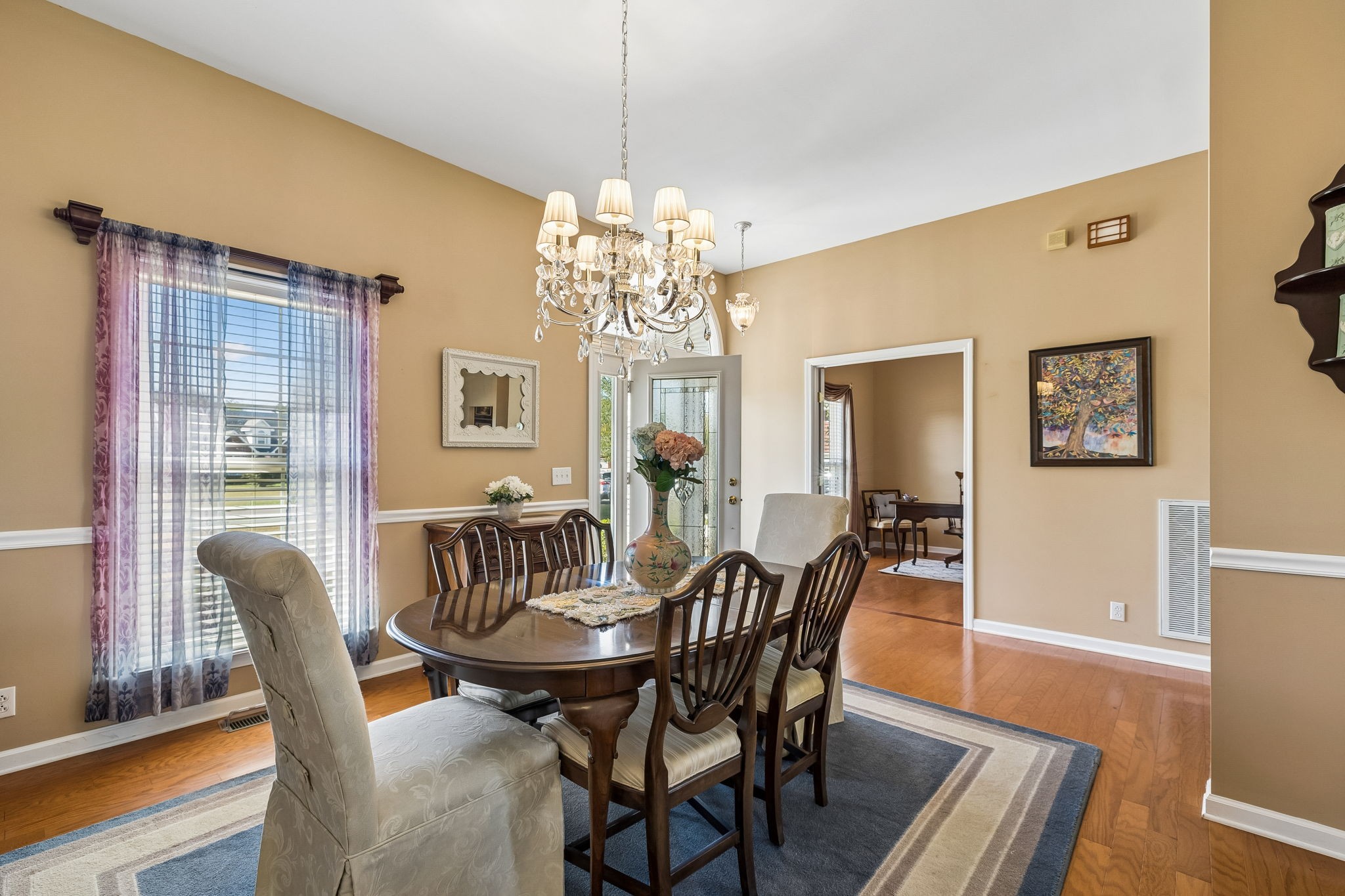 223 Mercedes Dr