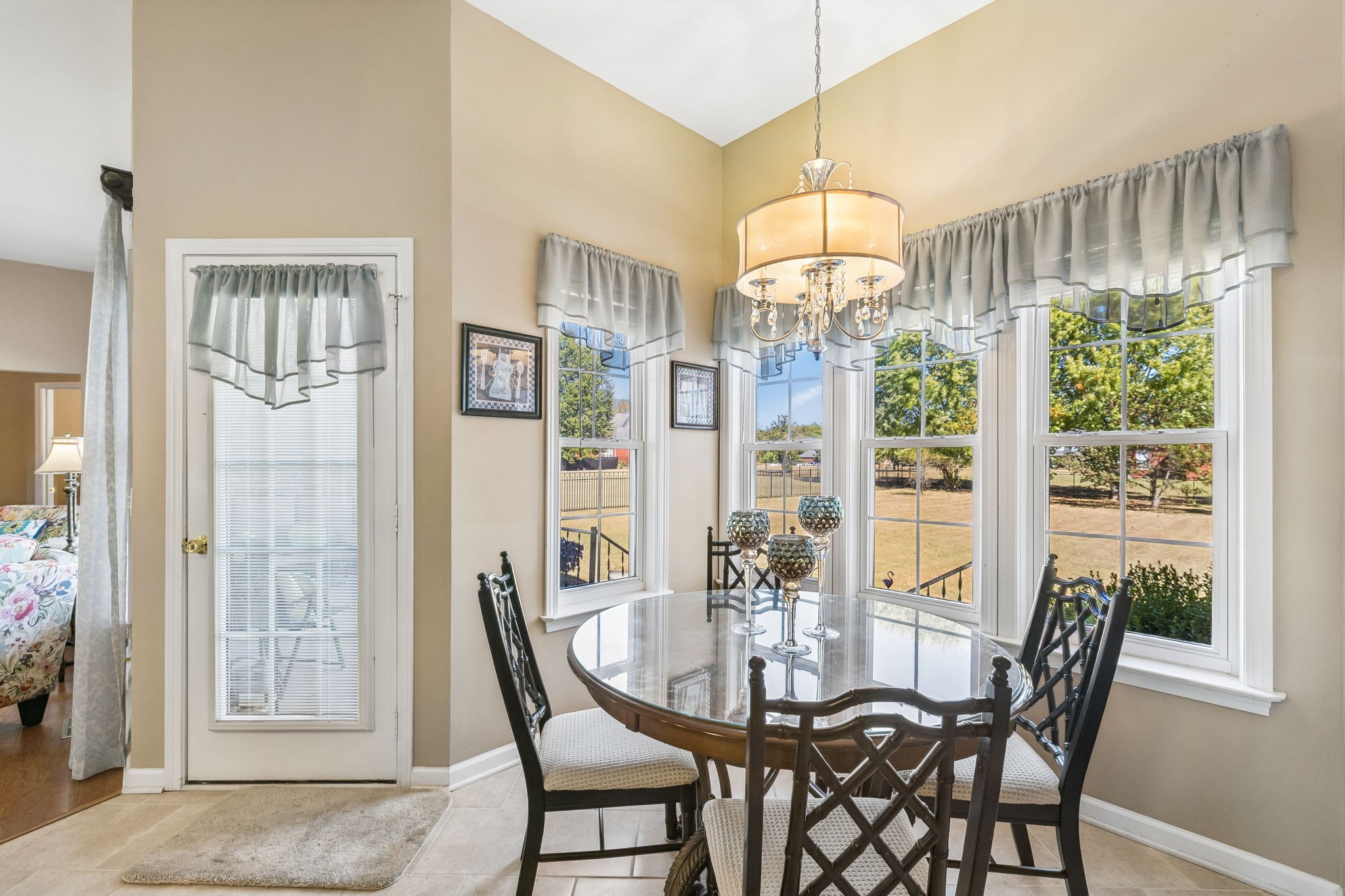 223 Mercedes Dr