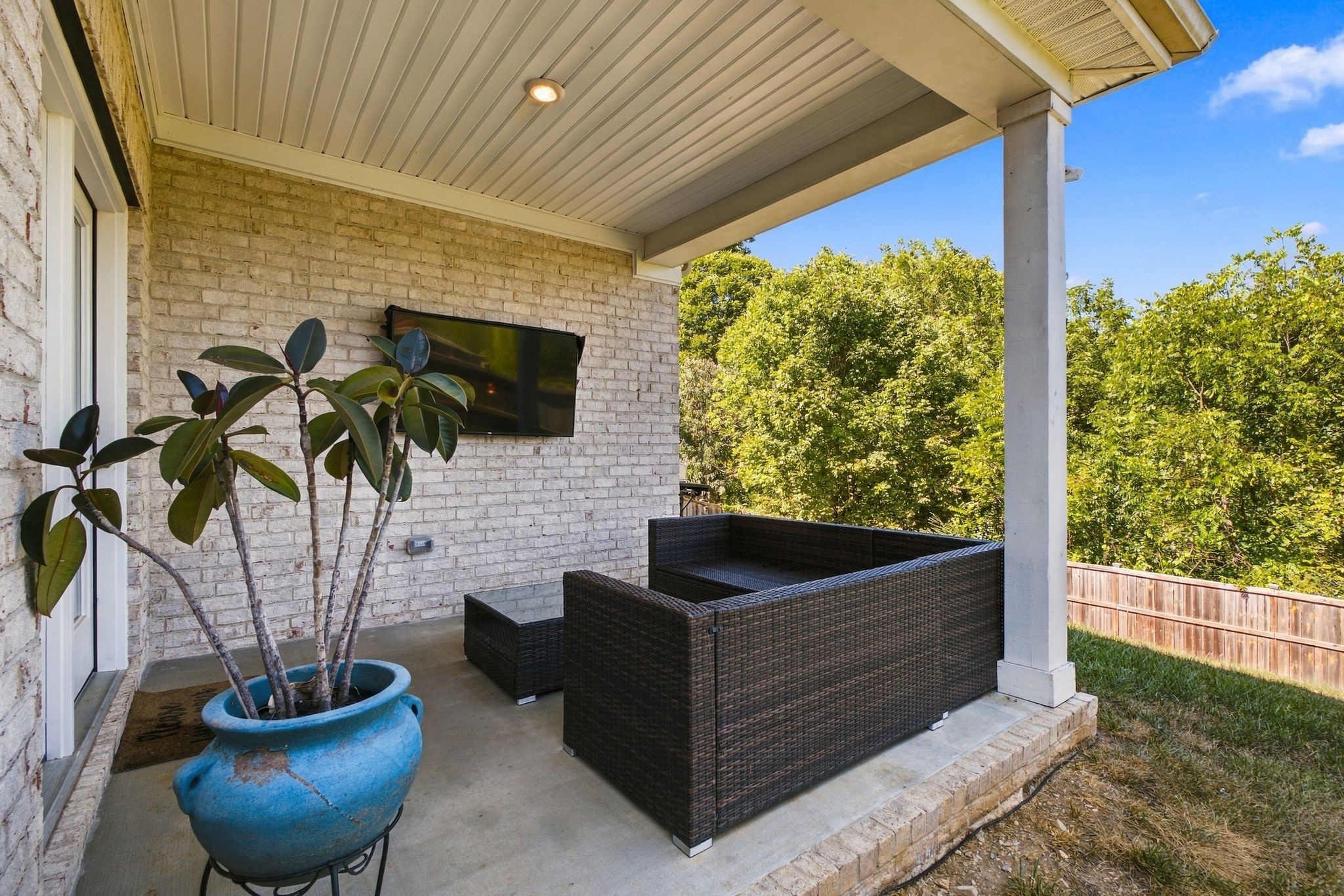 455 Fall Creek Cir