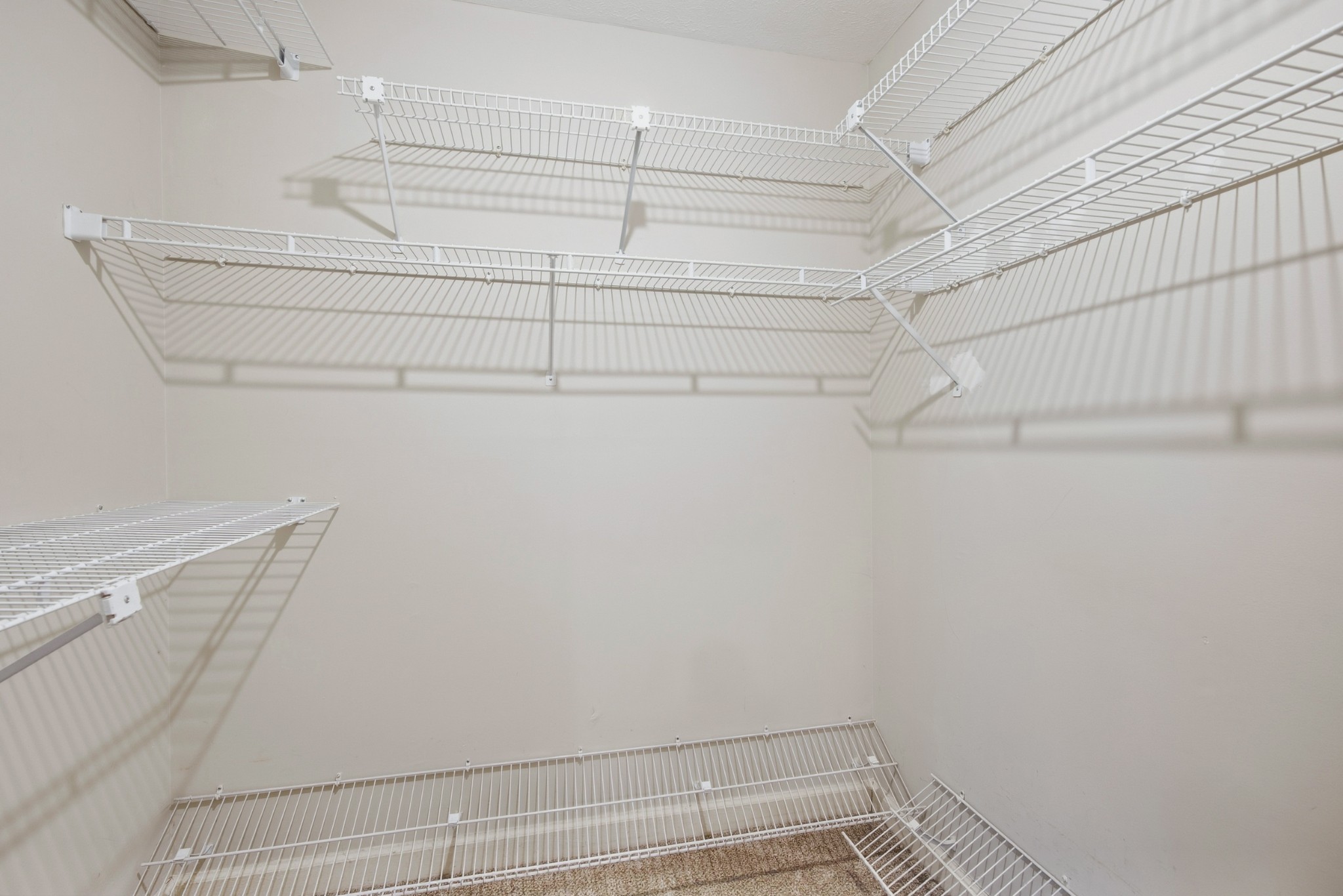 215 Highland Villa Cir