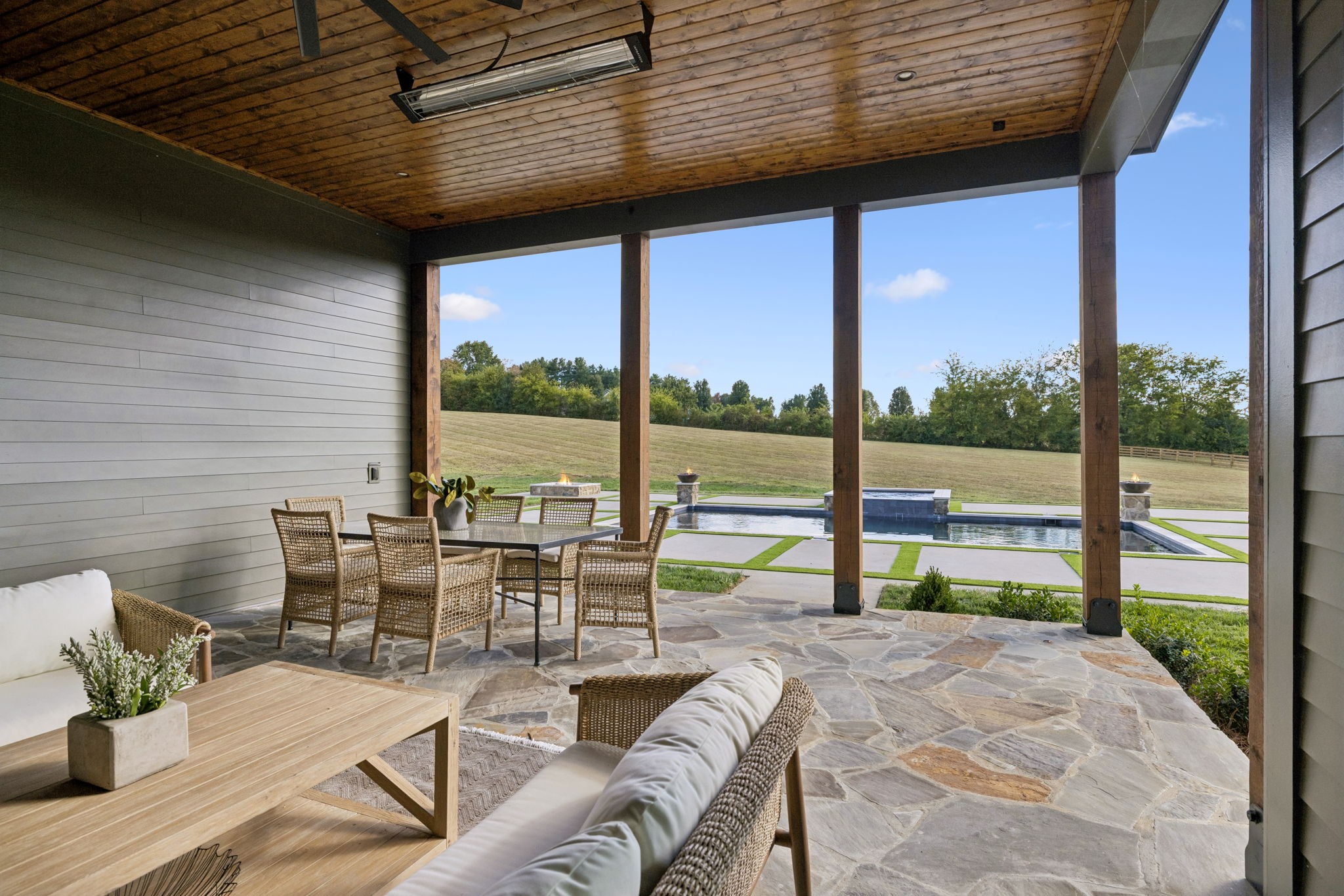 4015 Baileys Cove Ct