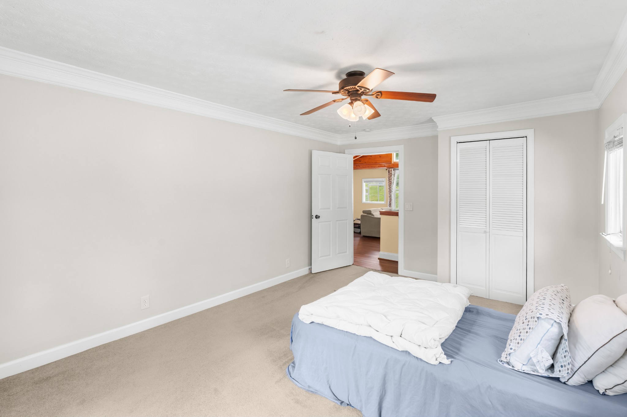 4833 Eatons Creek Rd