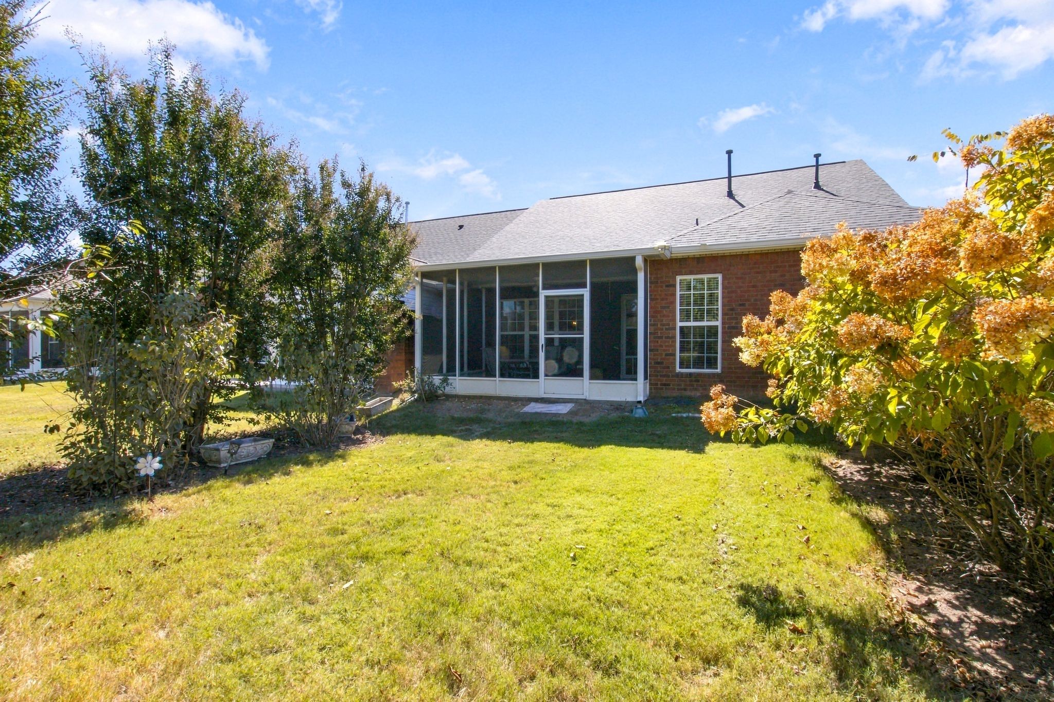 3332 Mershon Dr