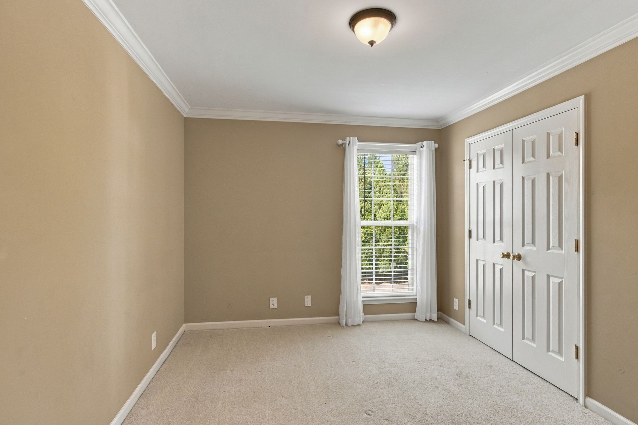3332 Mershon Dr