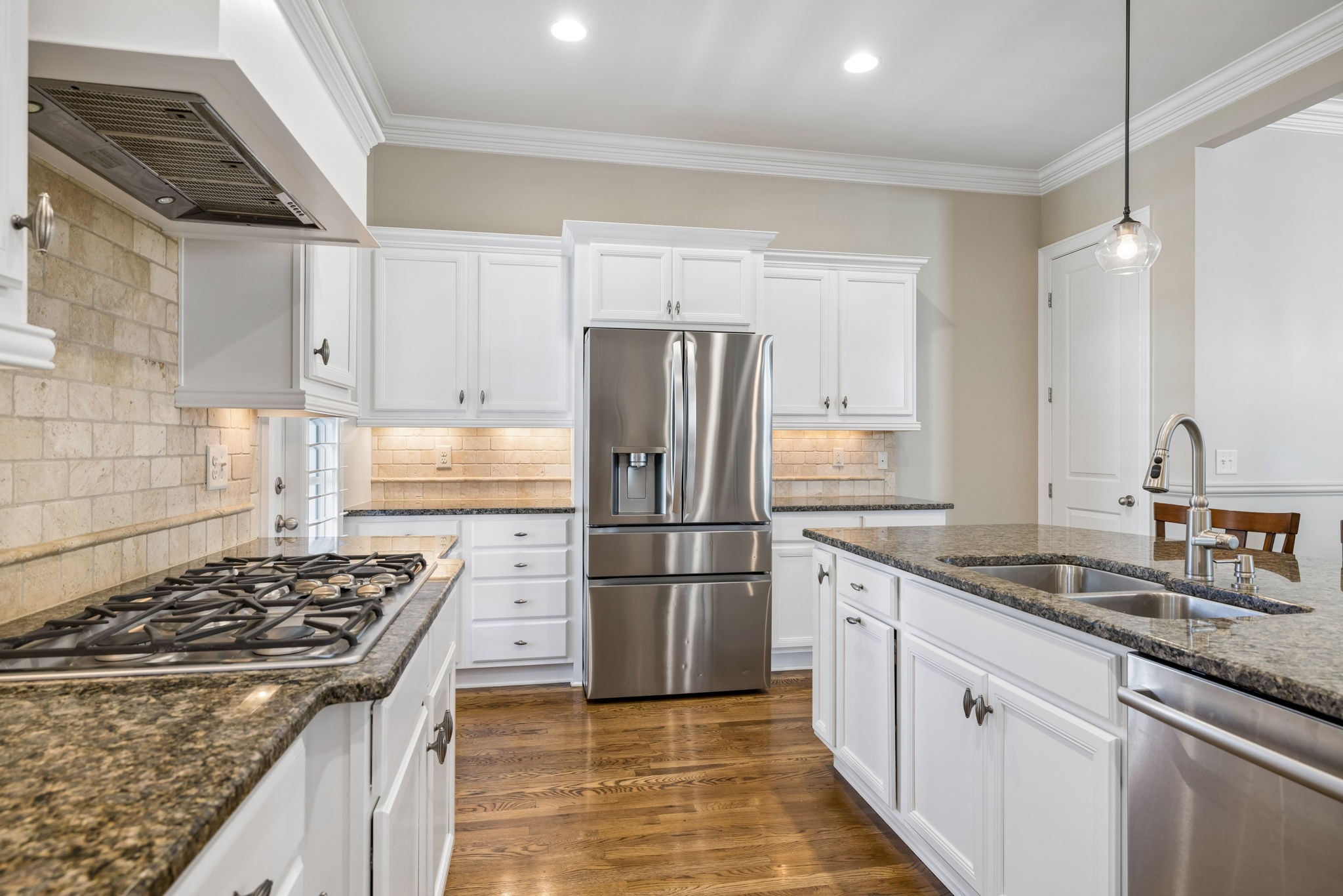 437 Avon River Rd