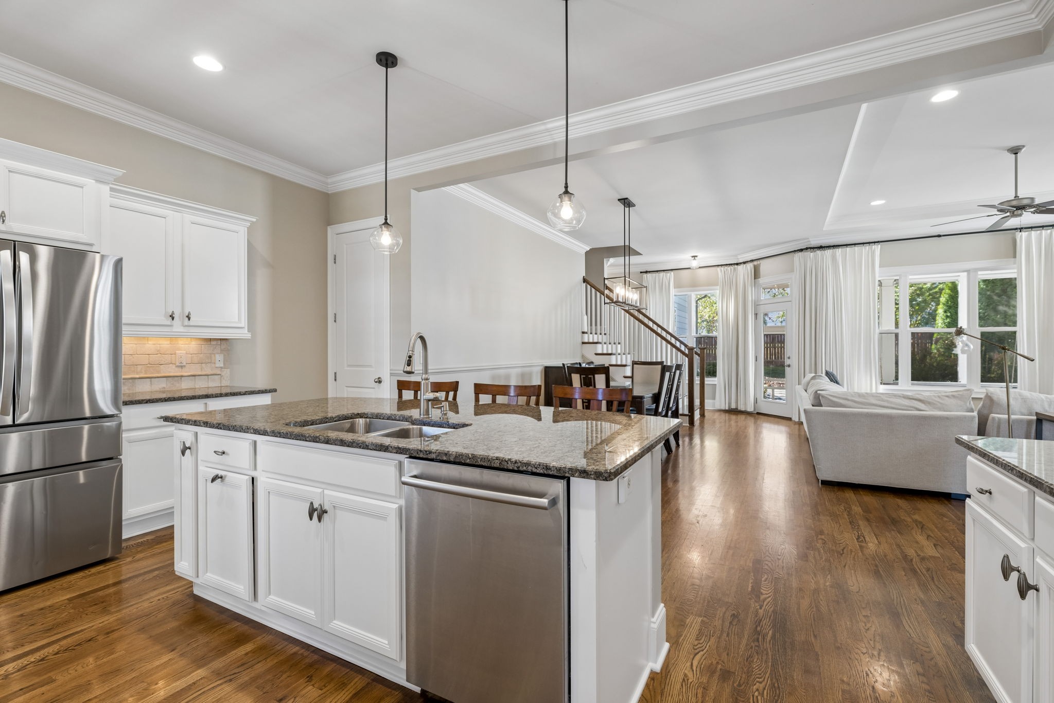437 Avon River Rd