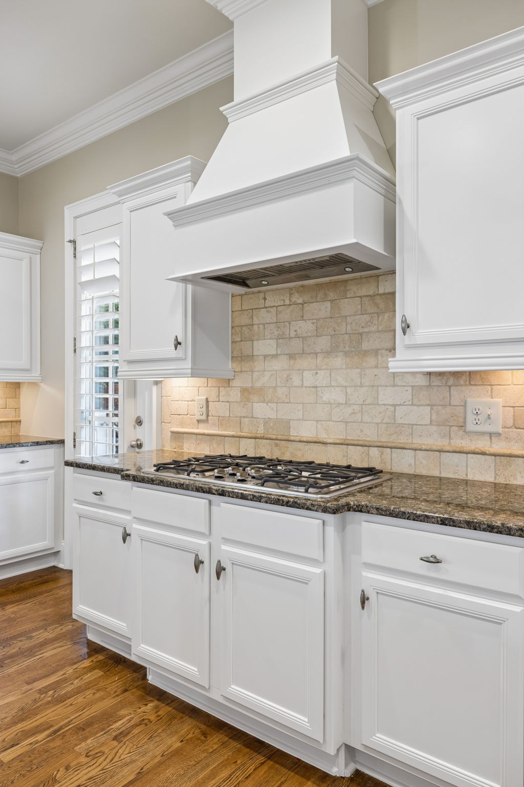437 Avon River Rd
