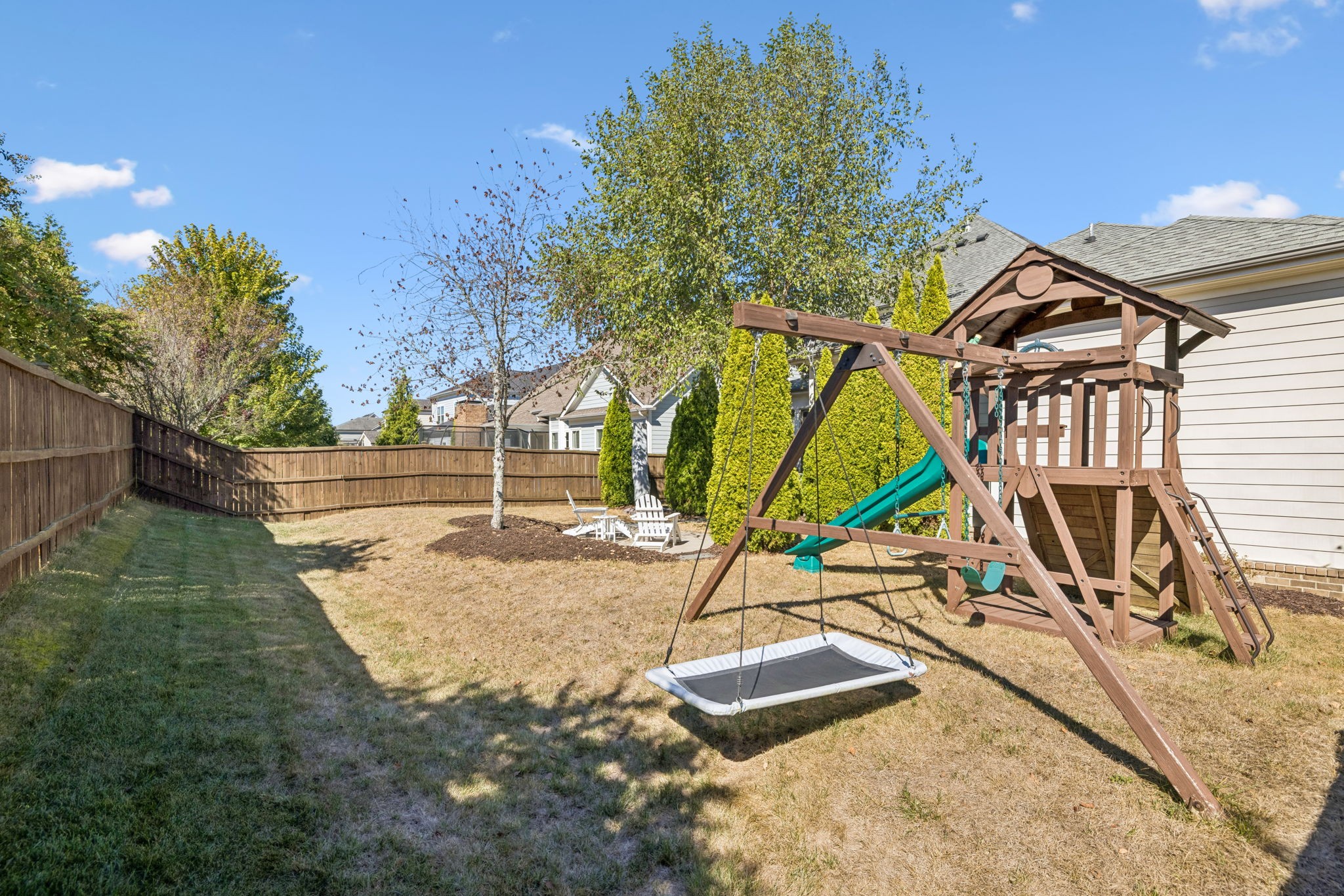 437 Avon River Rd
