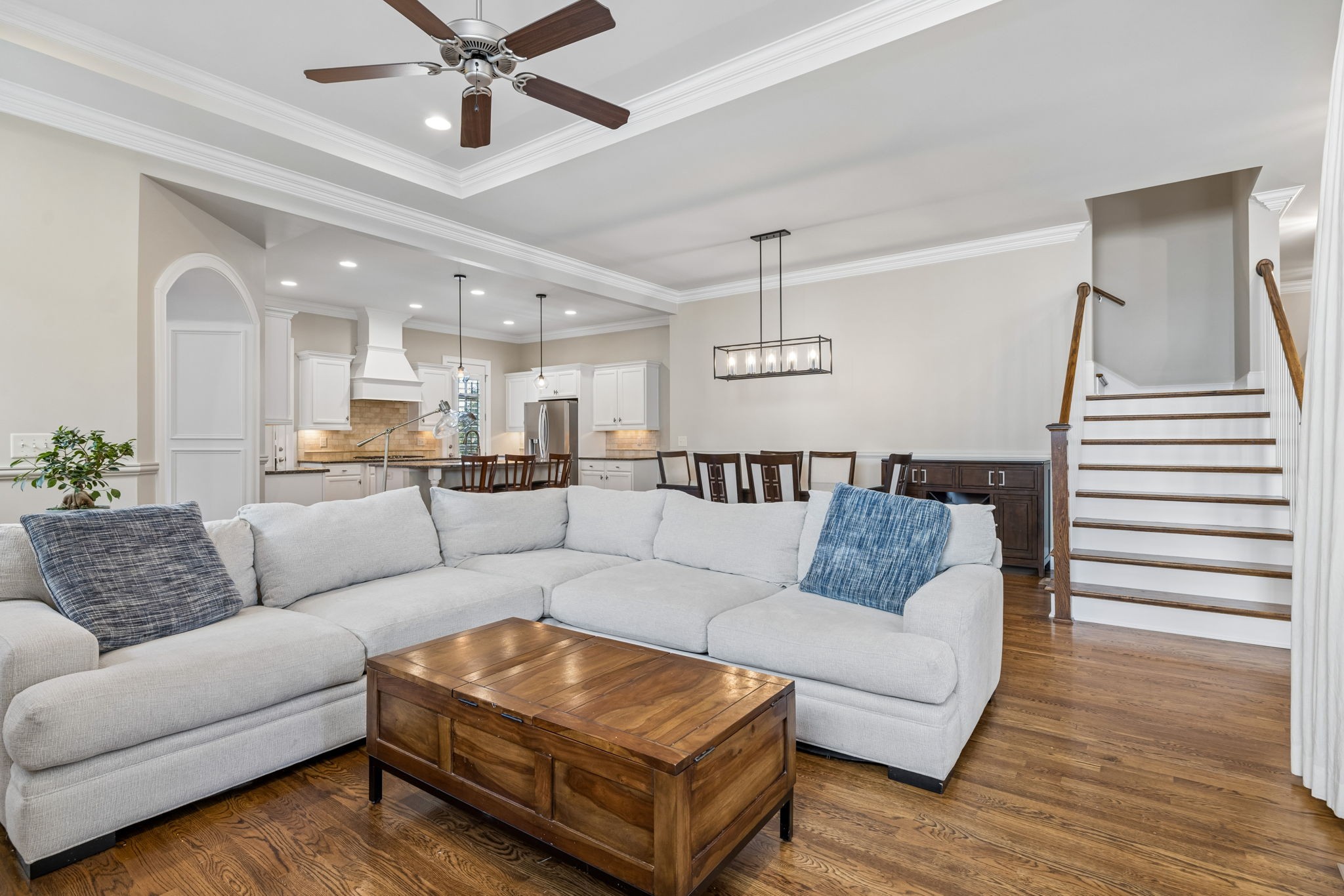 437 Avon River Rd