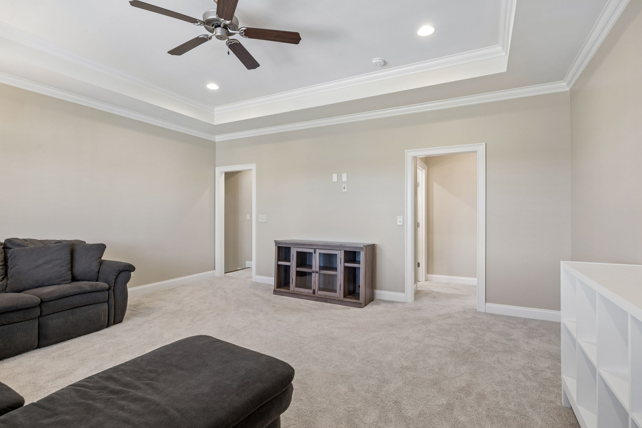 437 Avon River Rd