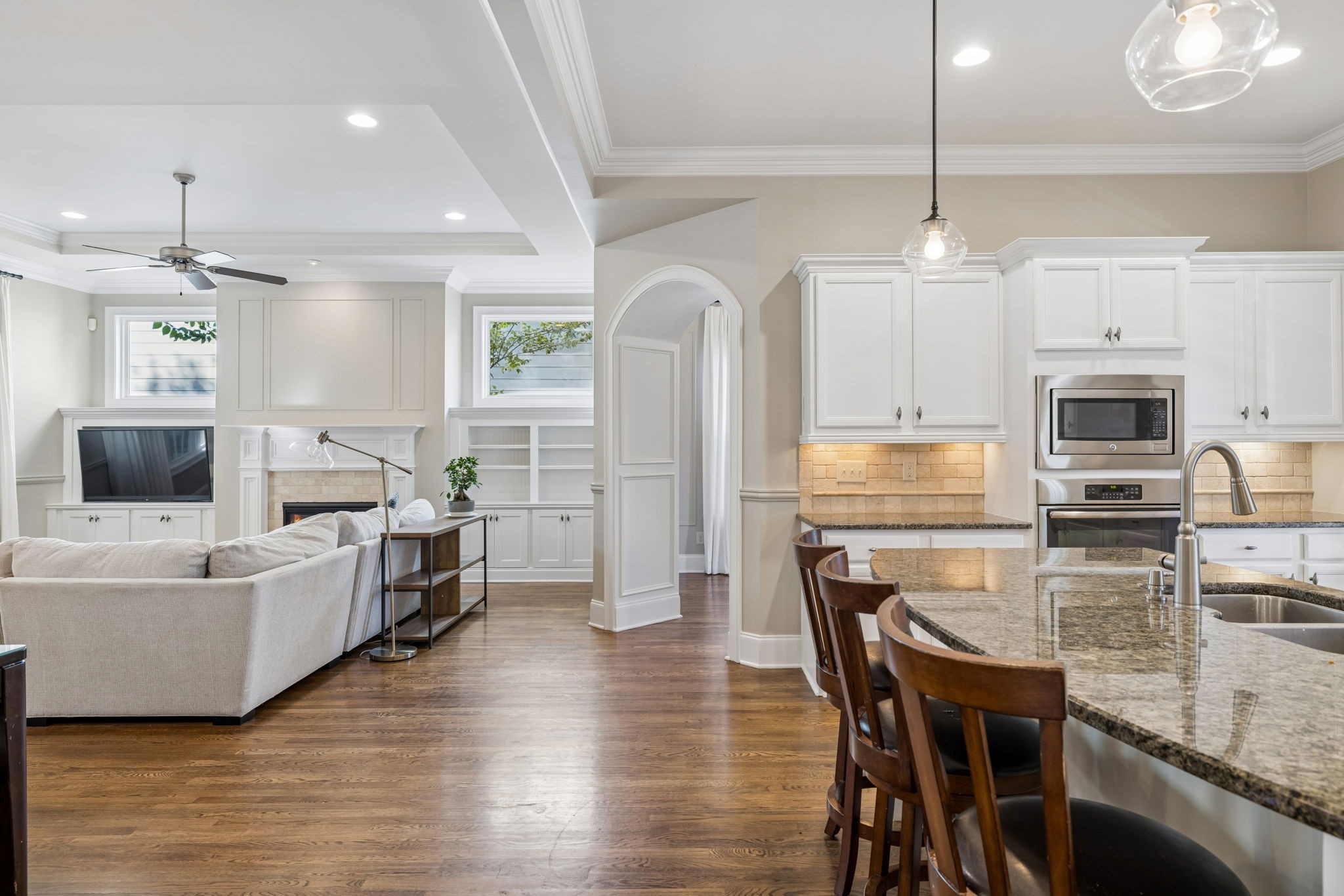 437 Avon River Rd