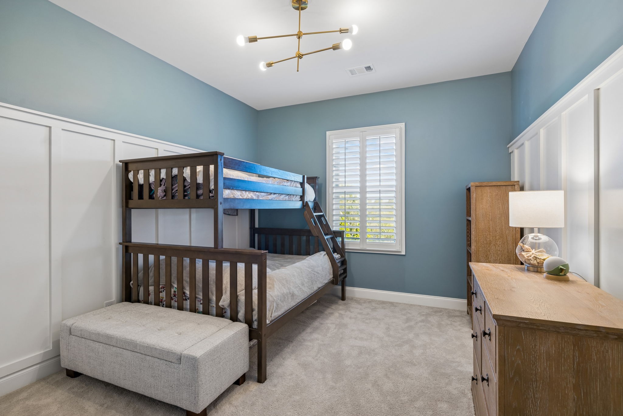 437 Avon River Rd