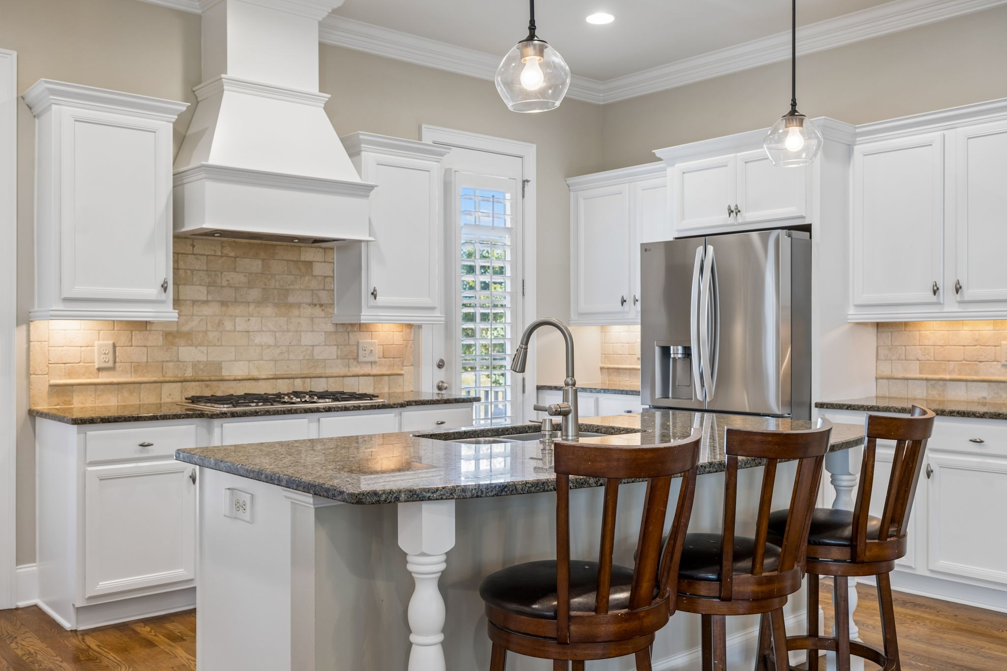 437 Avon River Rd