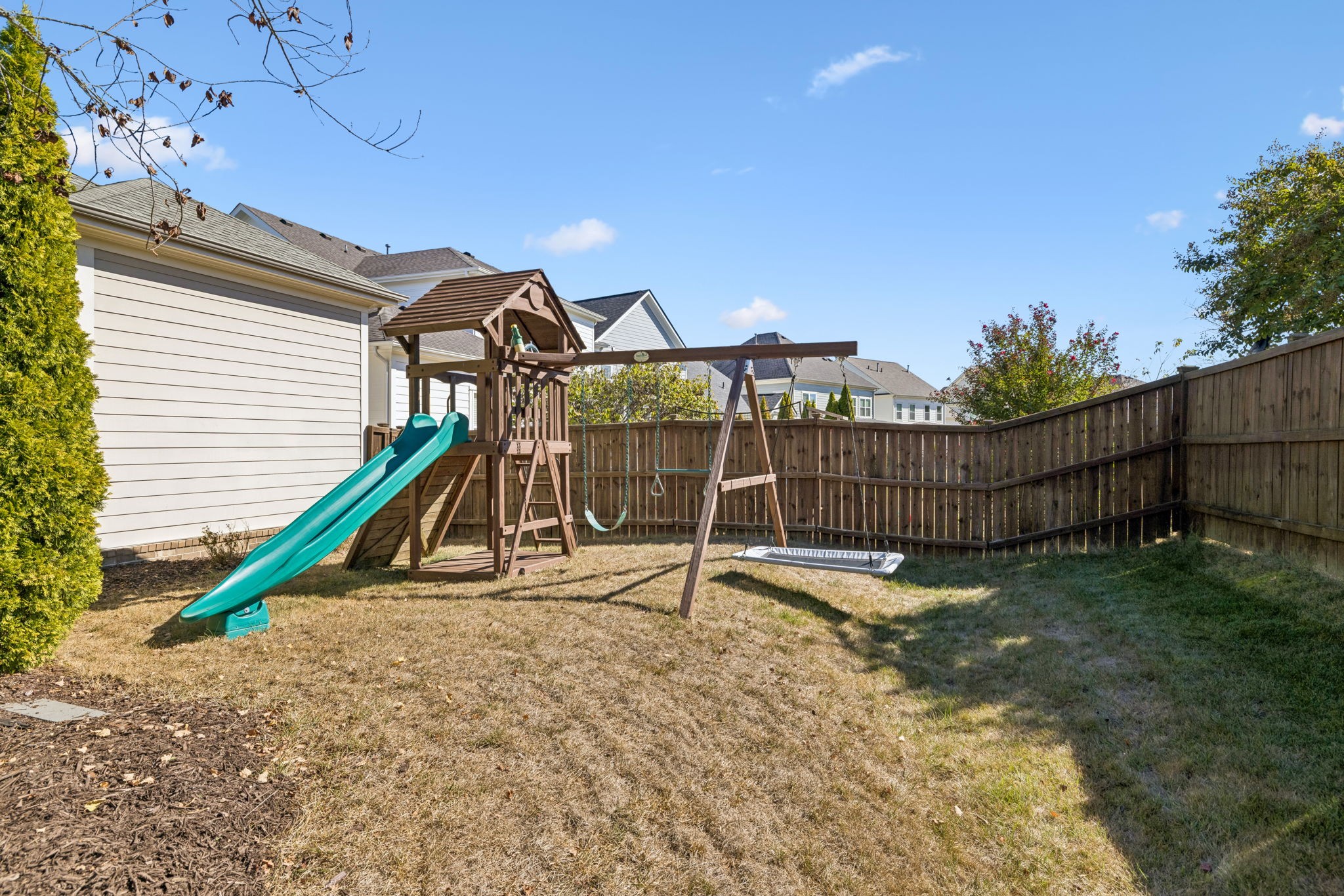 437 Avon River Rd