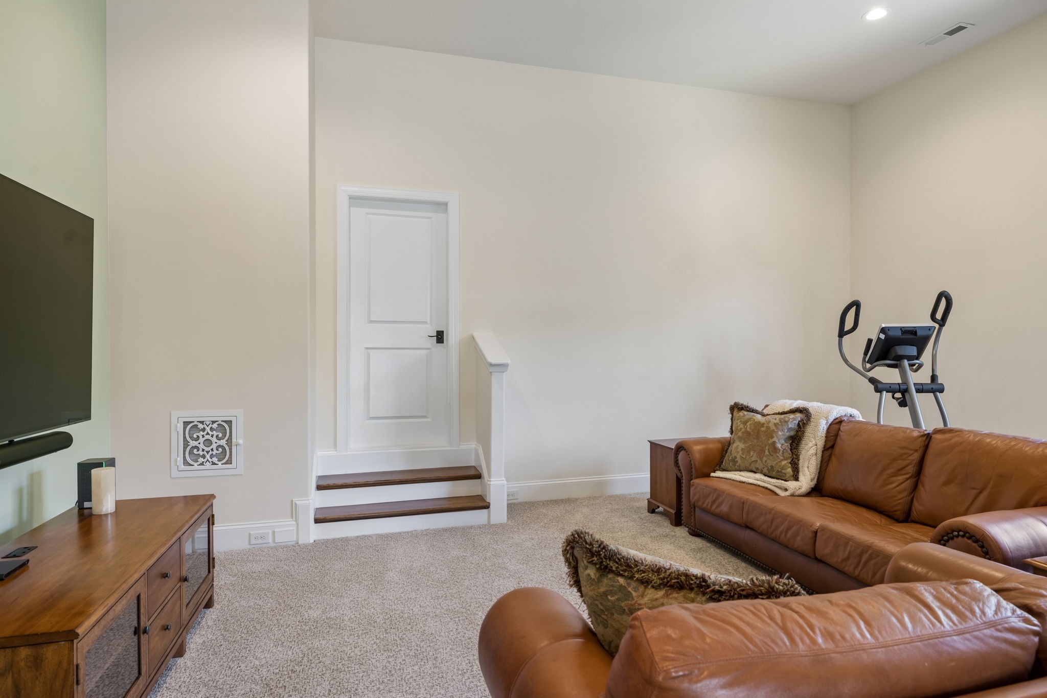 408 Melba Cir