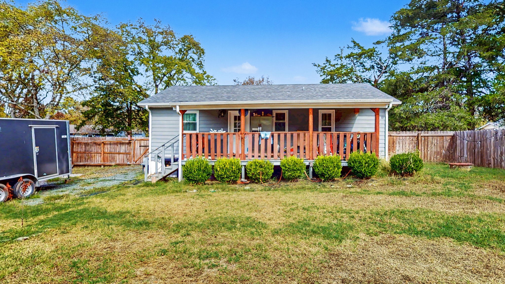 215 Sunrise Ave