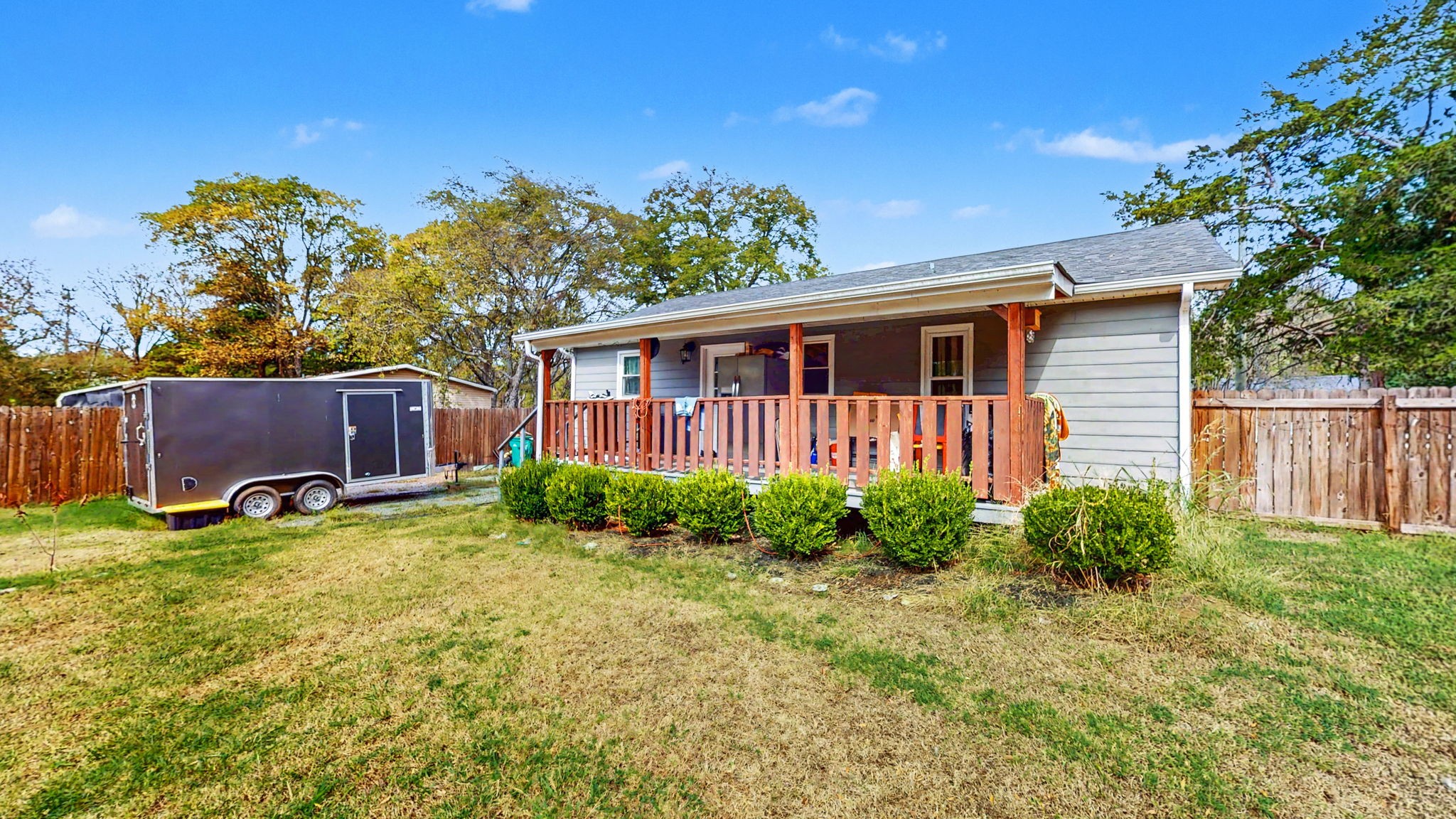 215 Sunrise Ave