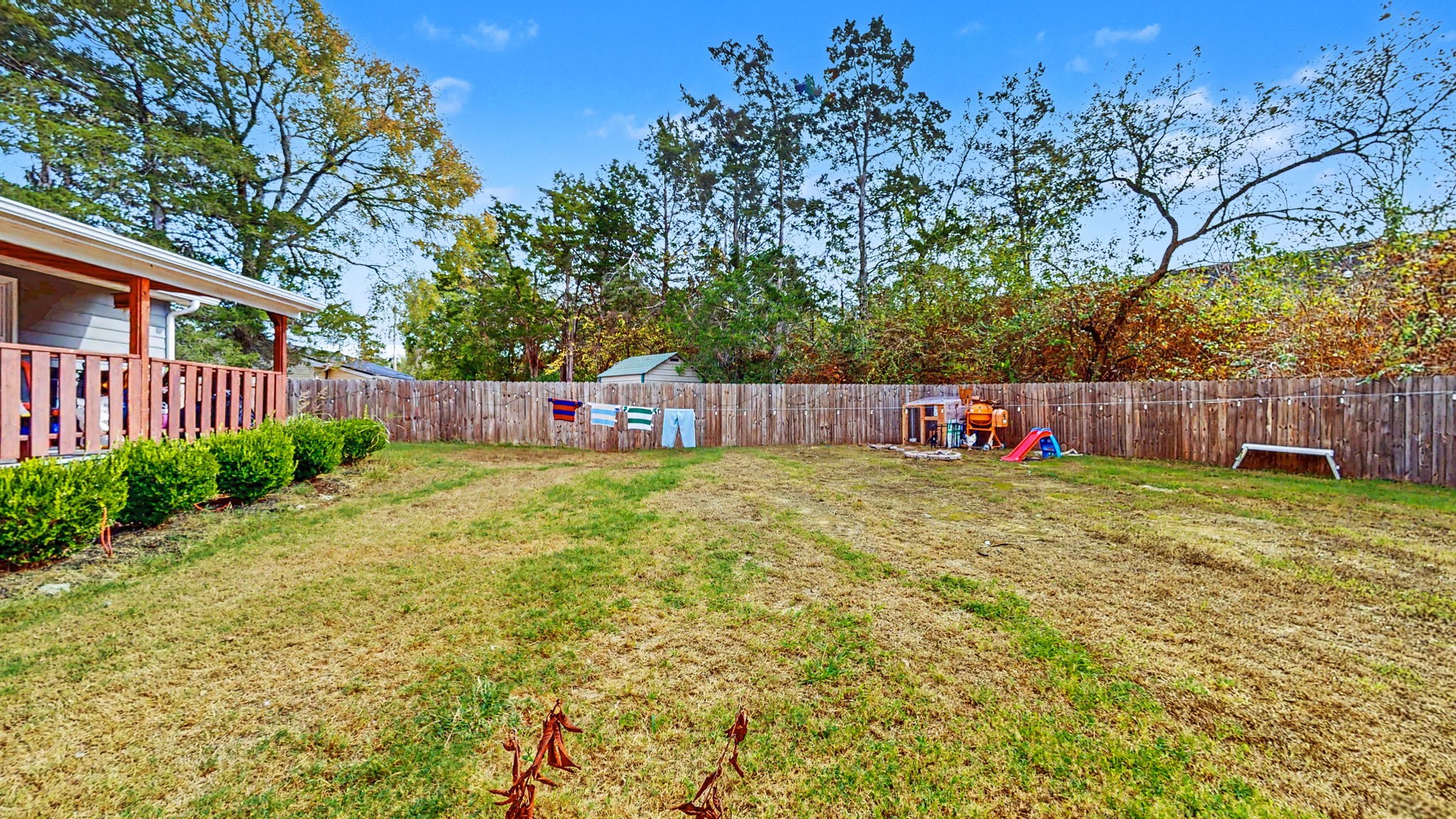 215 Sunrise Ave