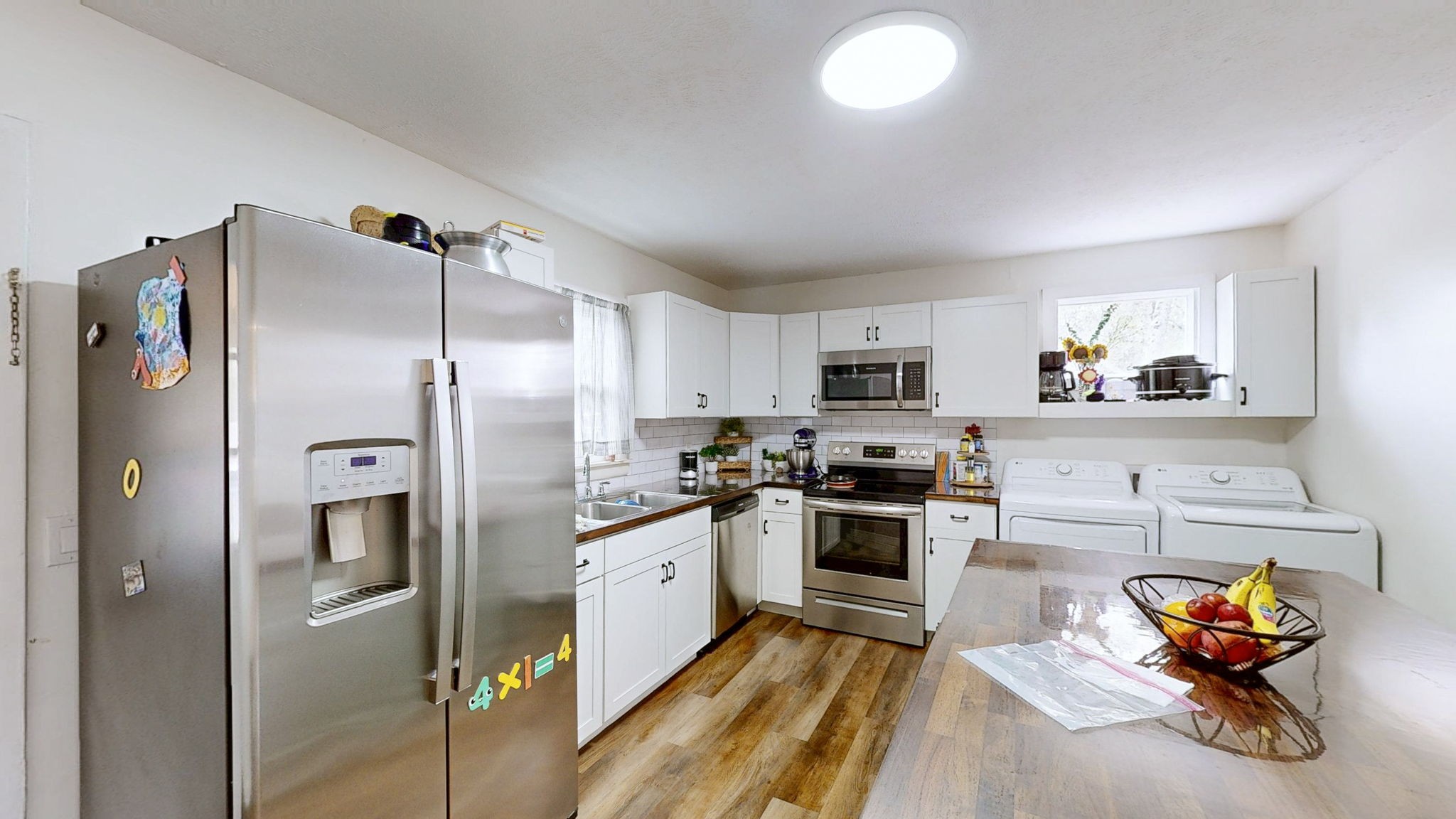 215 Sunrise Ave