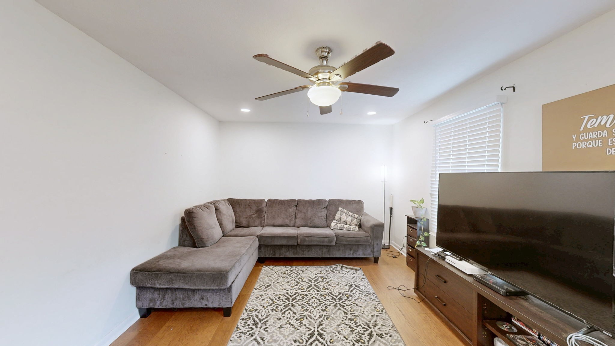 215 Sunrise Ave