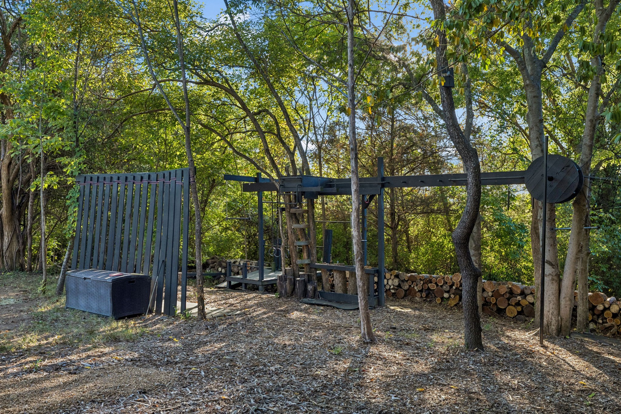 1607 Robby Ct
