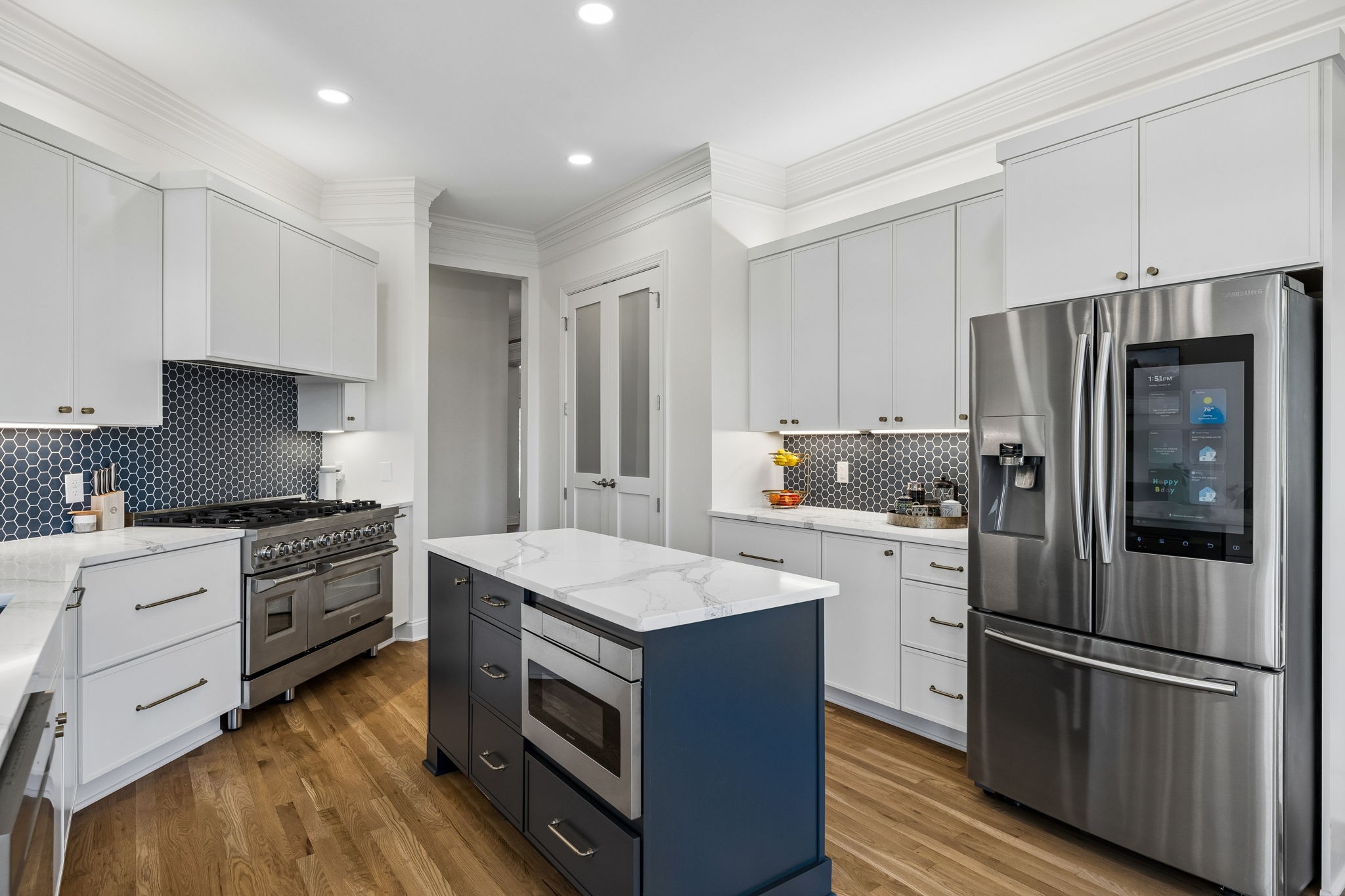1607 Robby Ct